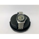 A LADIES TAG HEUER PROFESSIONAL QUARTZ BRACELET WATCH WA1210.