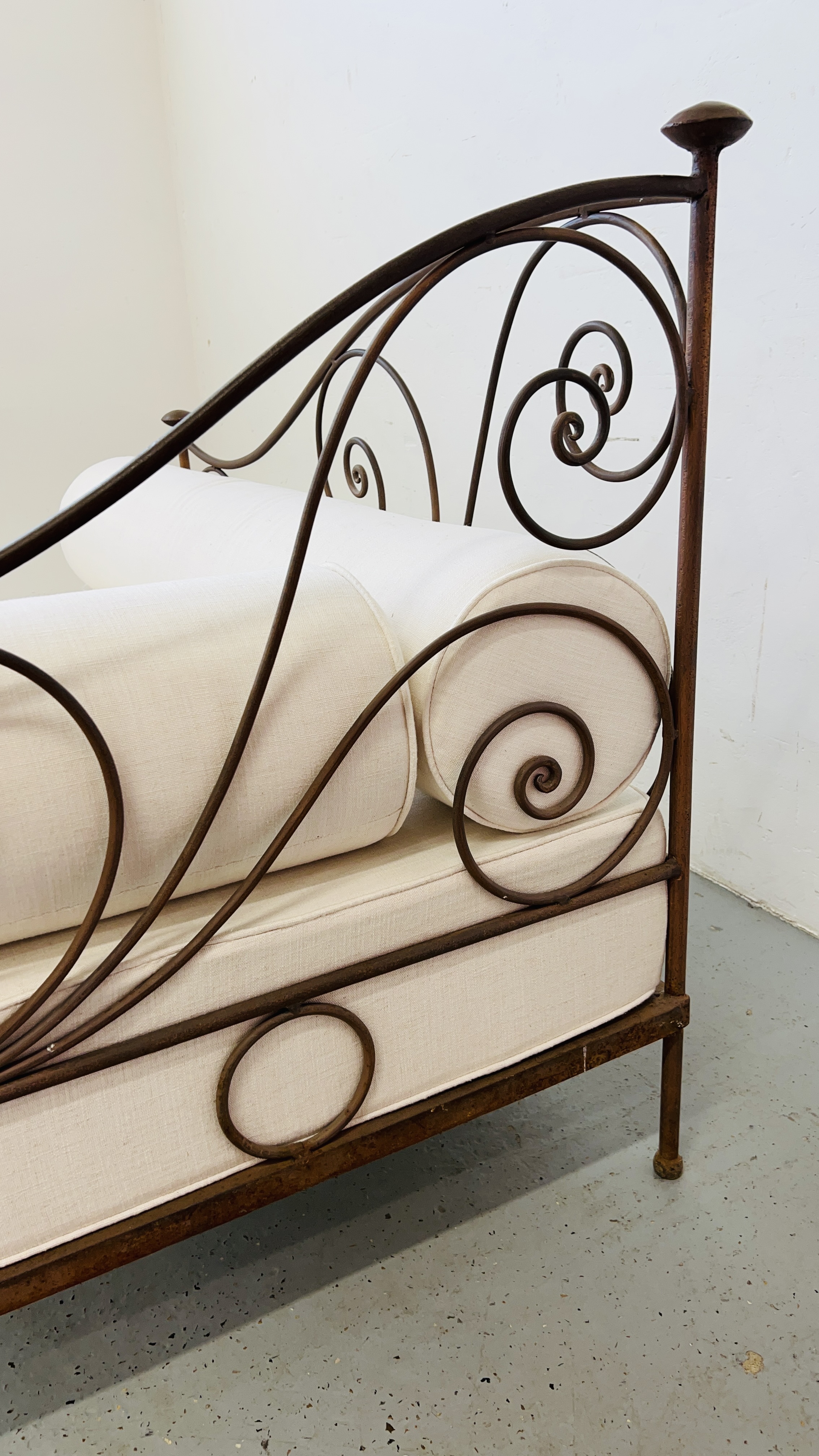 A FRENCH STYLE METALCRAFT CHAISE LOUNGE WITH CREAM UPHOLSTERED BASE AND BOLSTER CUSHIONS LENGTH - Image 11 of 13