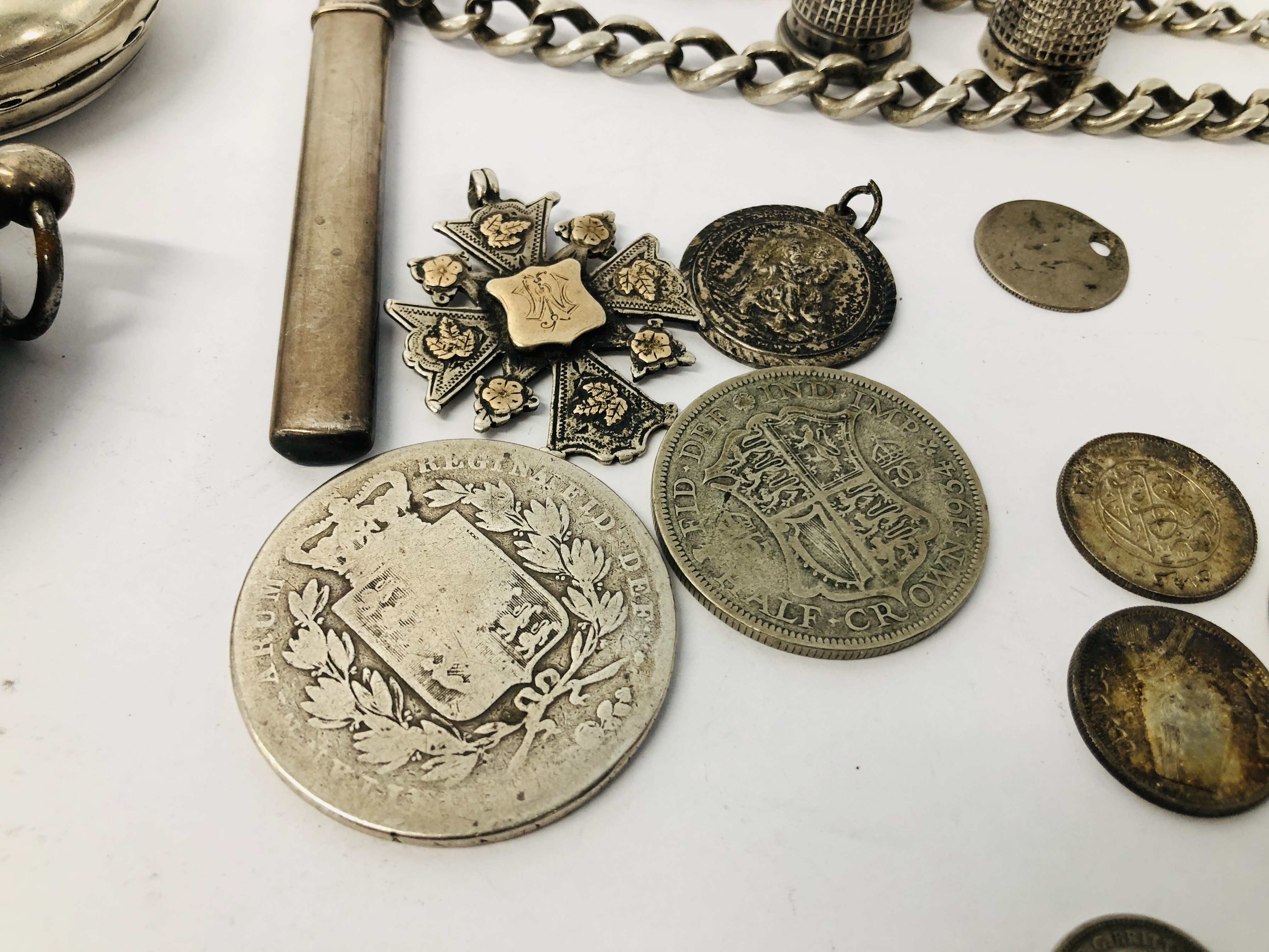 COLLECTION OF VINTAGE SILVER TO INCLUDE COINAGE, WATCH CHAIN, - Image 6 of 16