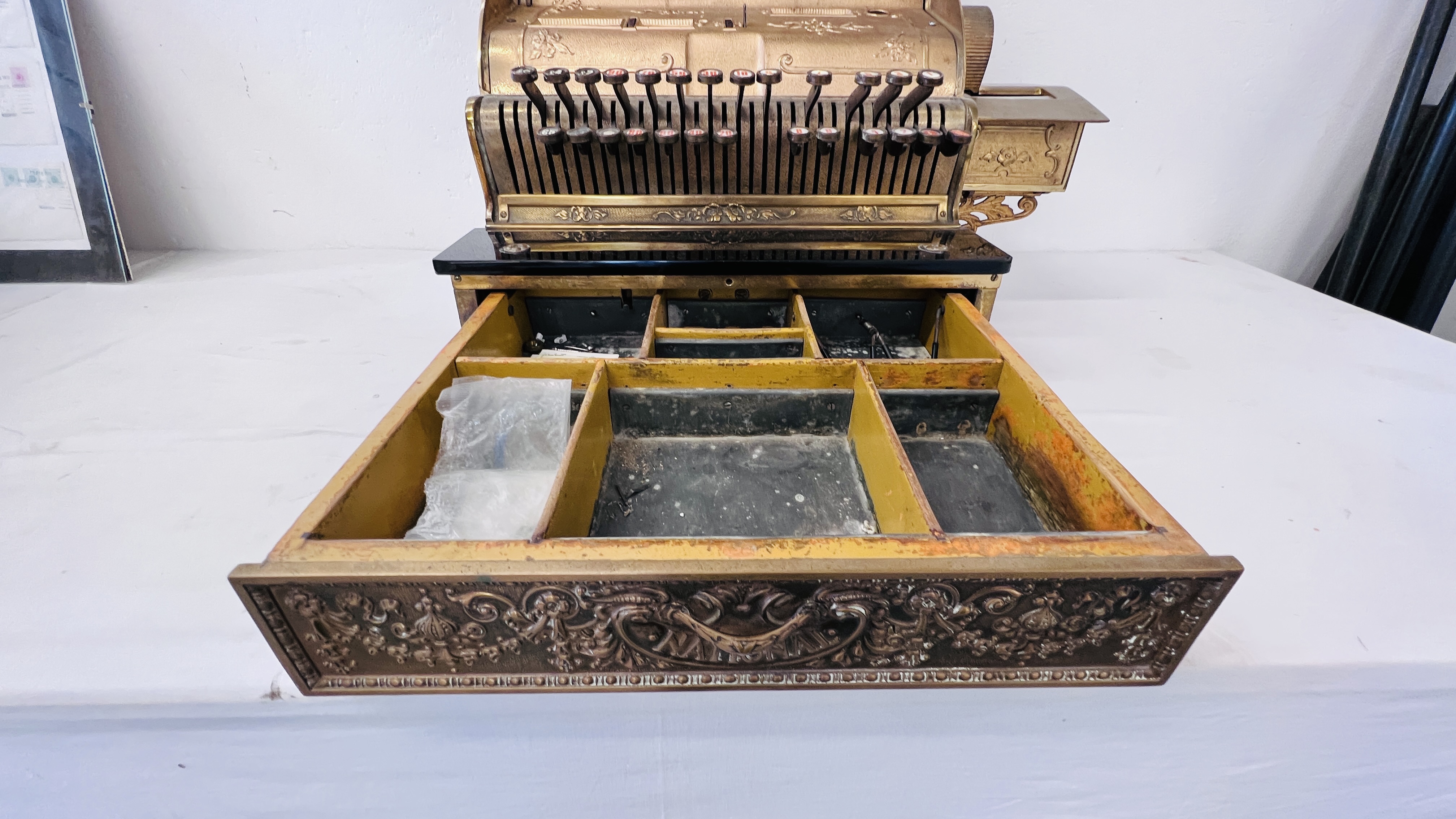 A LARGE 19TH CENTURY NATIONAL CASH REGISTER BRASS TILL - WIDTH 55CM BEARING PLAQUE S4504131358-G. - Image 14 of 24