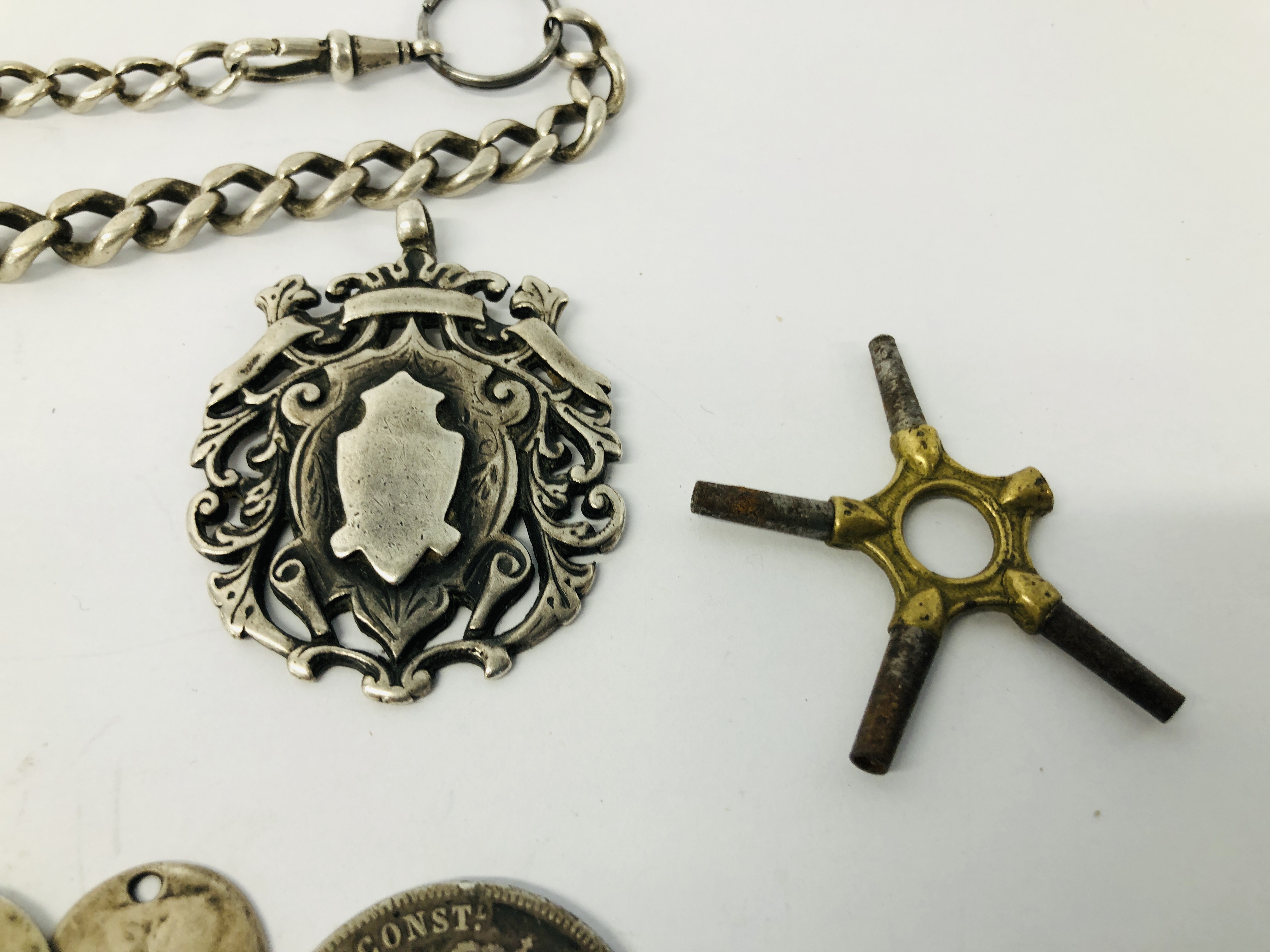 COLLECTION OF VINTAGE SILVER TO INCLUDE COINAGE, WATCH CHAIN, - Image 13 of 16