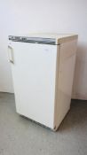 A LIEBHERR FIVE DRAWER UPRIGHT FREEZER - SOLD AS SEEN.