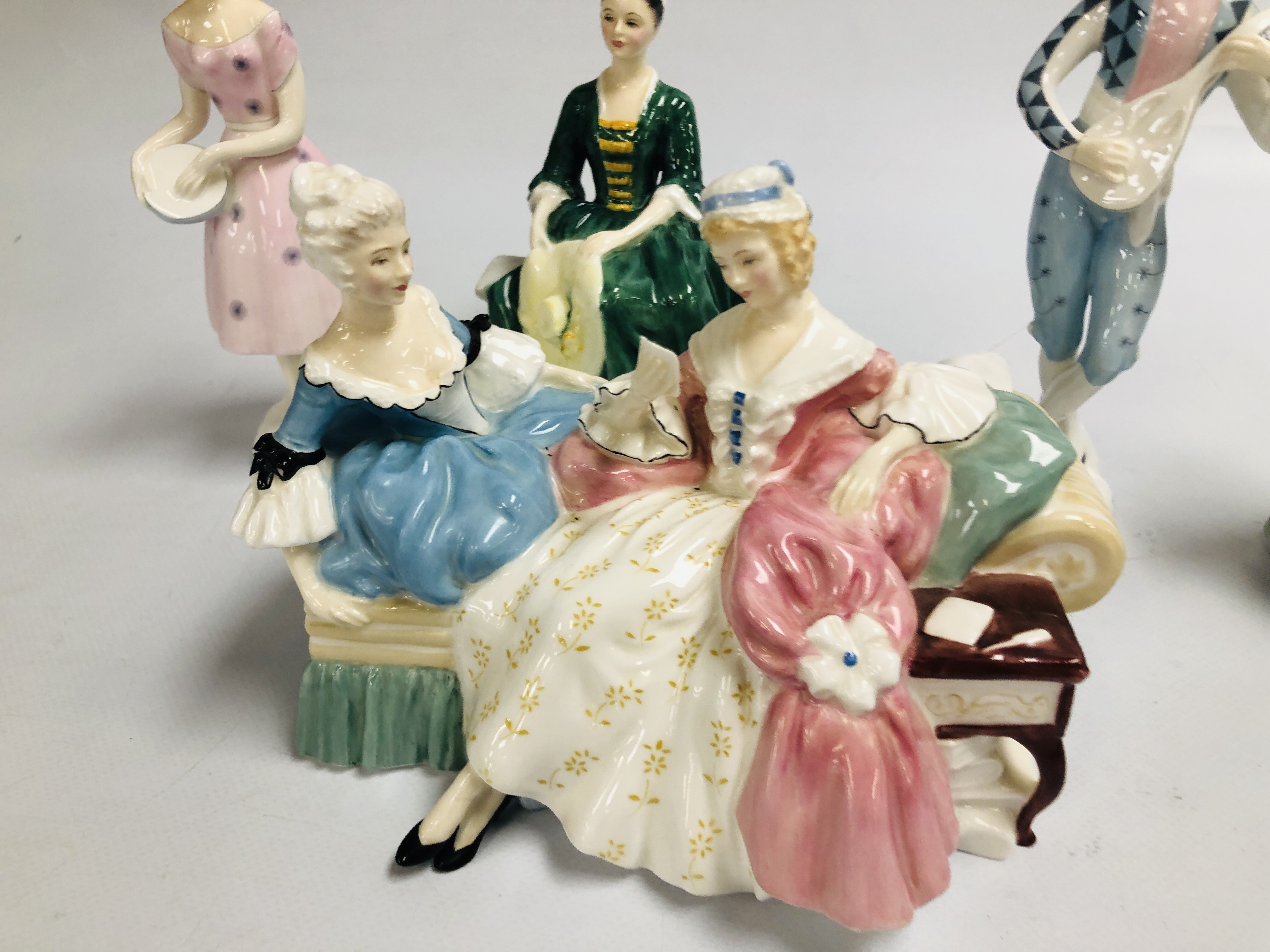 5 X ASSORTED ROYAL DOULTON CABINET FIGURES TO INCLUDE A LADY FROM WILLIAMSBURY HN 2228, - Image 2 of 7