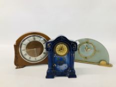 3 X VINTAGE MANTEL CLOCKS TO INCLUDE AN ART DECO EXAMPLE ETC.