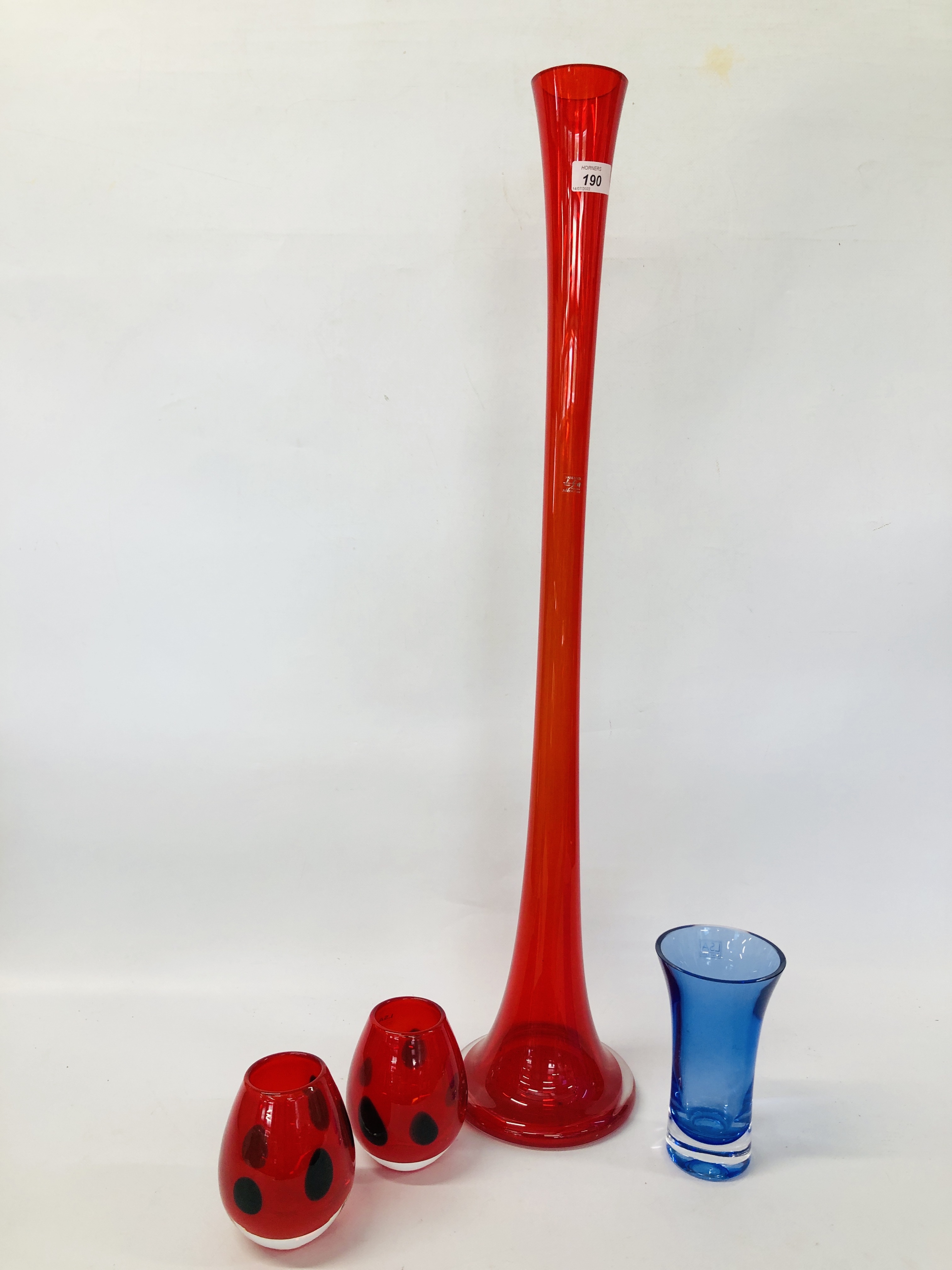 A LARGE LSA RED GLASS LONG STEMMED VASE H 84CM ALONG WITH A PAIR OF LSA VASES AND 1 FURTHER BLUE