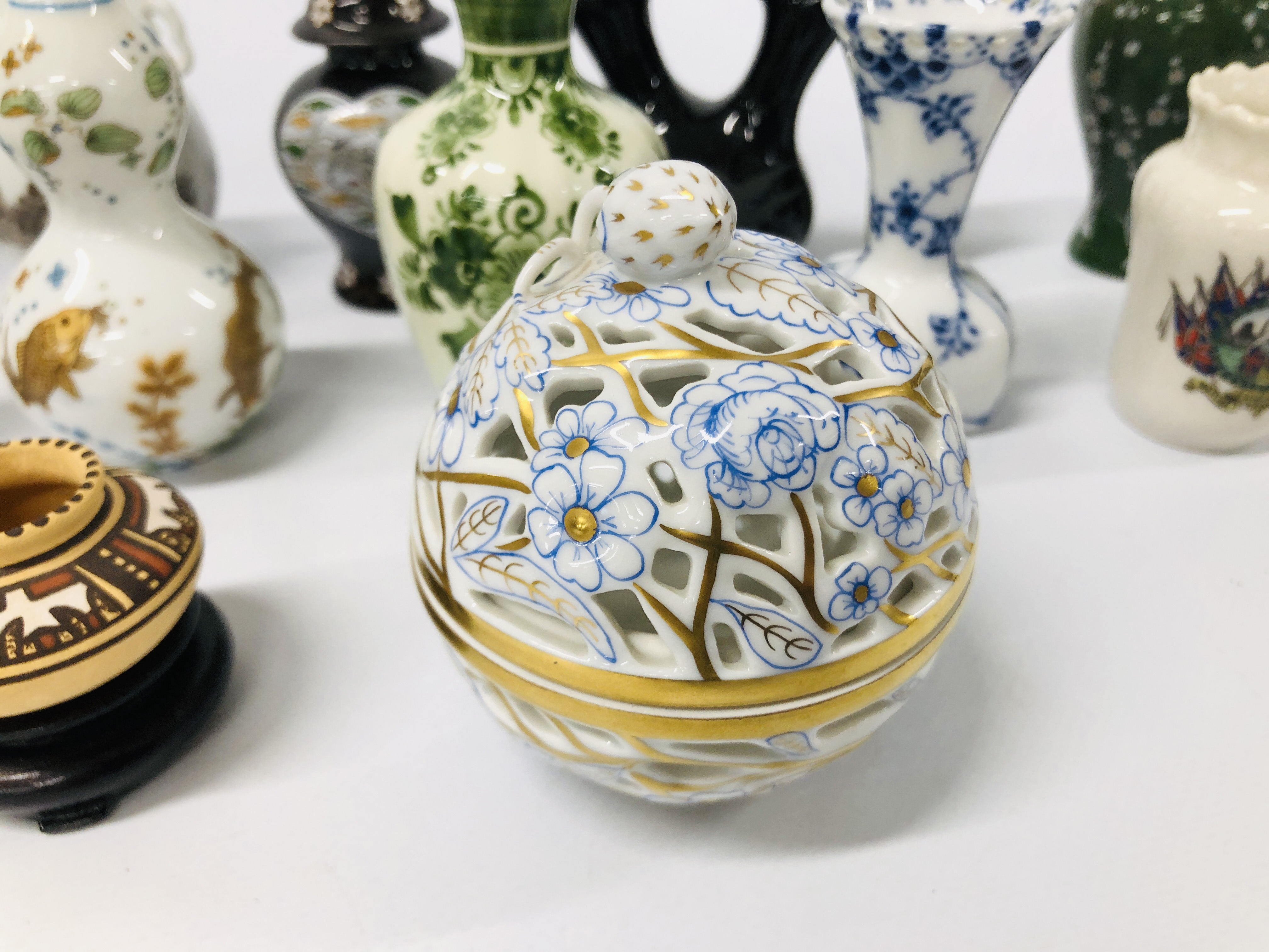 COLLECTION OF ASSORTED MINATURE VASES TO INCLUDE DELFT, - Image 6 of 11
