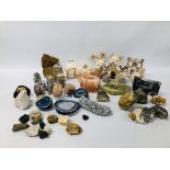 BOX OF ASSORTED HARDSTONE AND CRYSTAL SAMPLES ETC + SIX SHELL ANIMALS AND BIRDS.