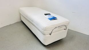 AN ELECTRICALLY ADJUSTABLE SINGLE BED - SOLD AS SEEN.