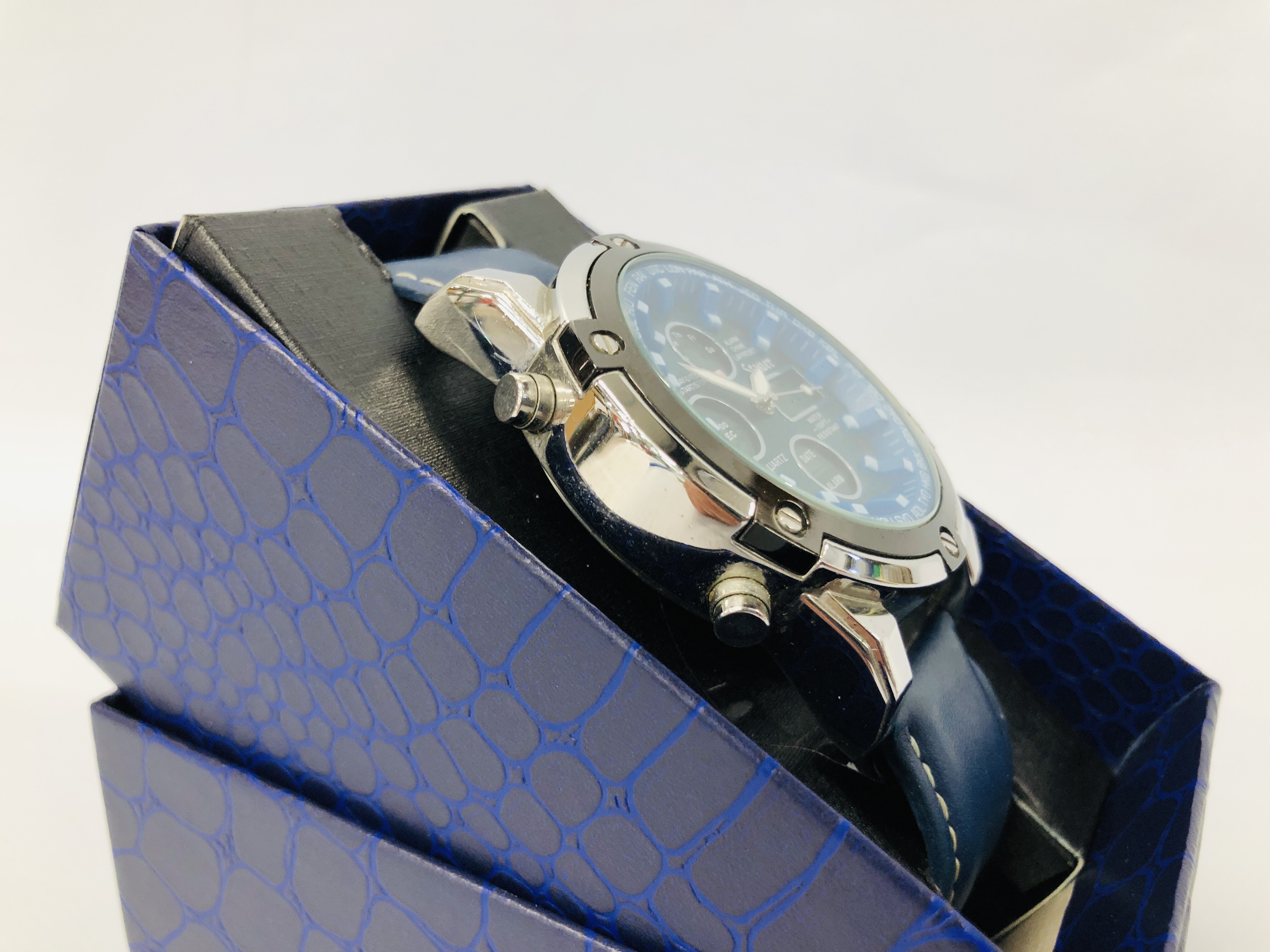 BOXED DESIGNER BRANDED WRIST WATCH MARKED STAUER BLUE STONE CHRONOGRAPH WATCH - Image 4 of 7