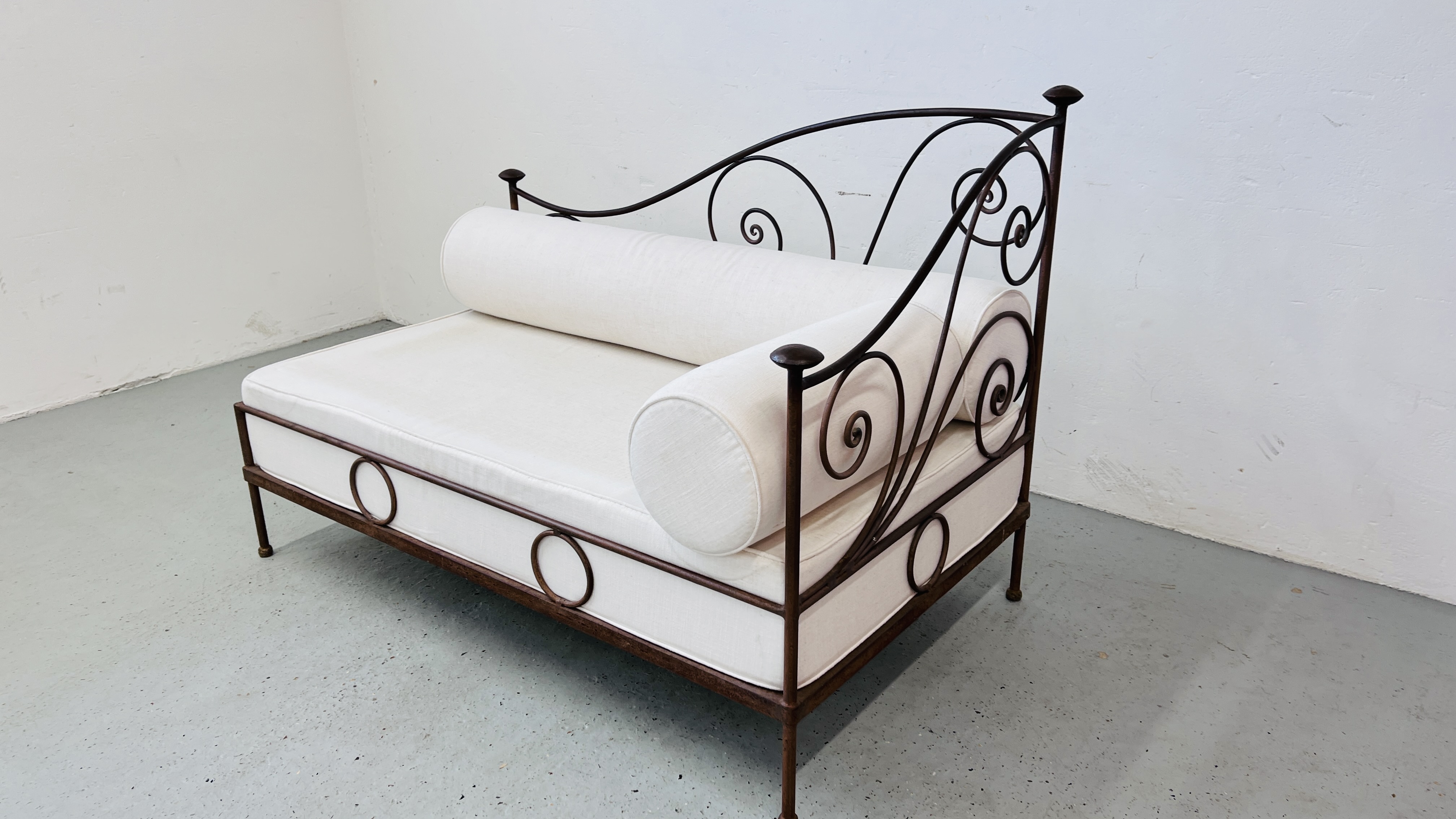 A FRENCH STYLE METALCRAFT CHAISE LOUNGE WITH CREAM UPHOLSTERED BASE AND BOLSTER CUSHIONS LENGTH - Image 2 of 13