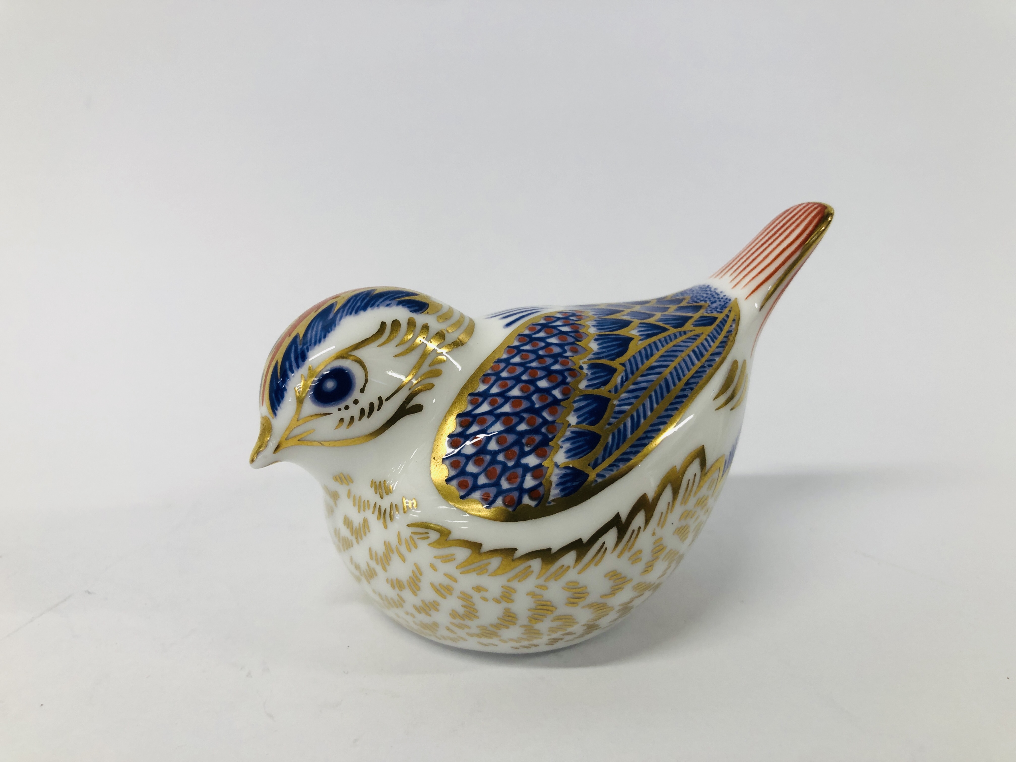 2 X ROYAL CROWN DERBY PAPERWEIGHTS TO INCLUDE A BIRD AND A SQUIRREL. - Image 2 of 9