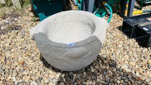 A STONEWORK DECORATIVE GARDEN PLANTER DIAMETER 48CM.