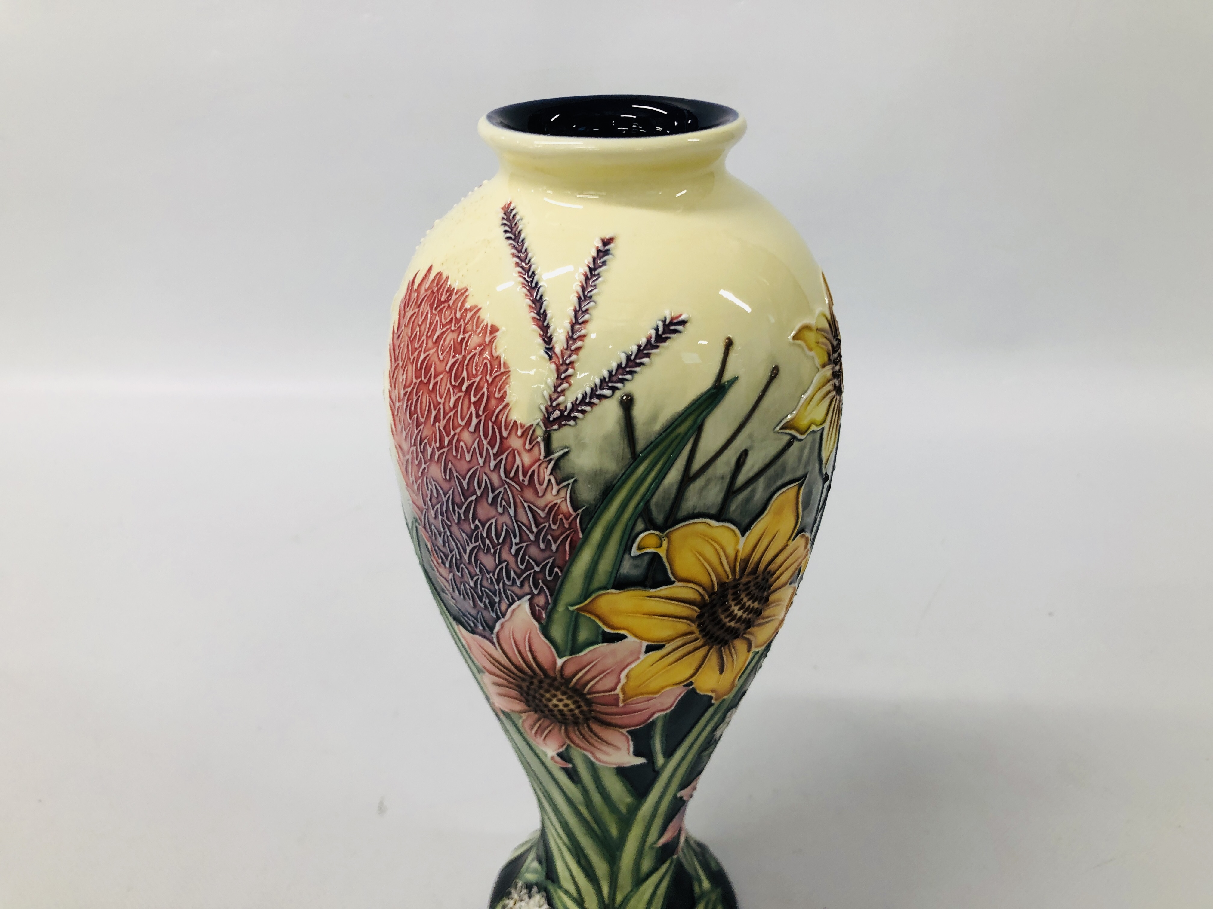 OLD TUPTON WARE HAND PAINTED FLORAL DECORATED VASE H 28CM. - Image 2 of 7