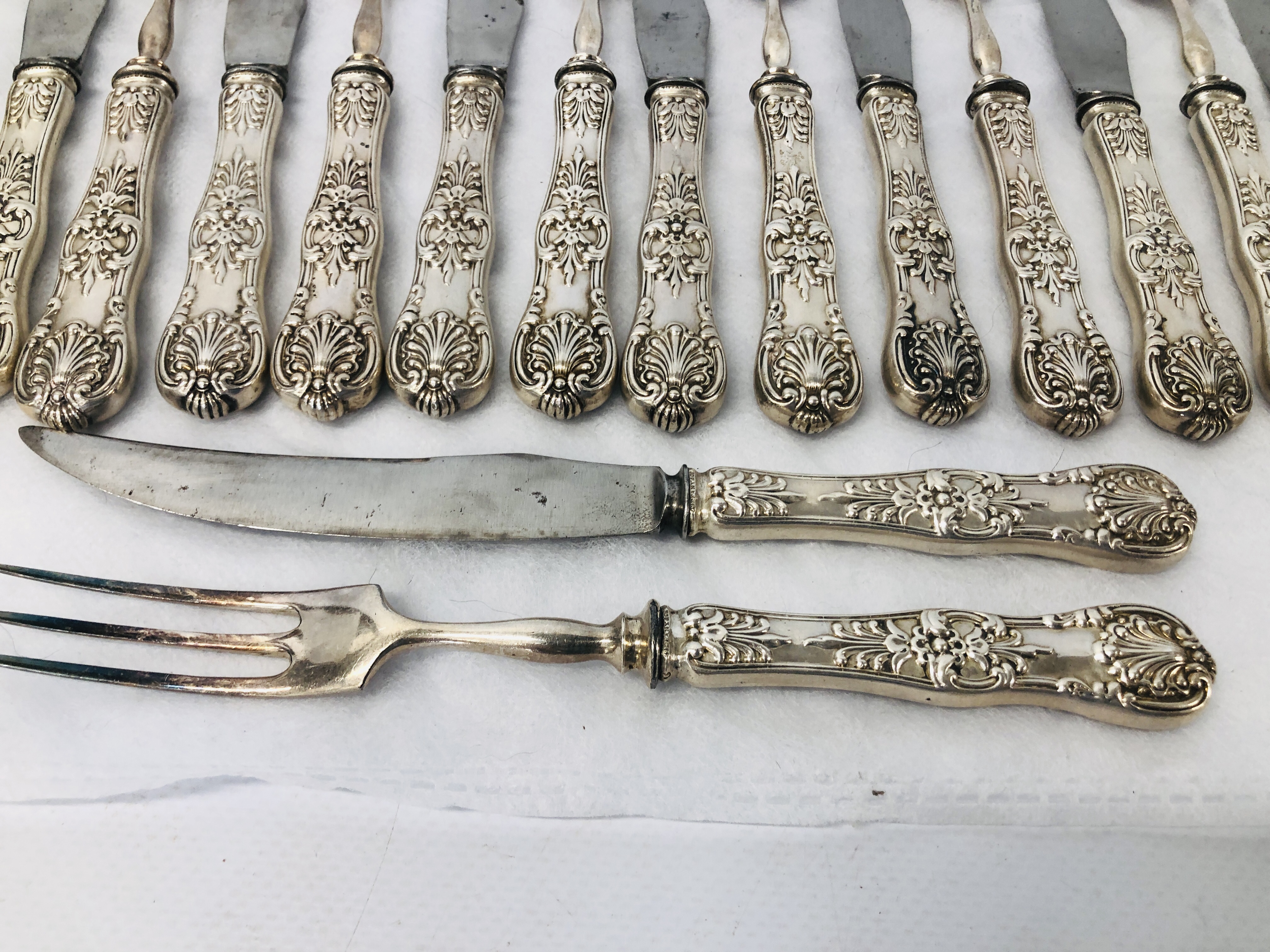 23 PIECES OF TIFFANY & Co SILVER HANDLED DESERT KNIVES AND FORKS - Image 5 of 8