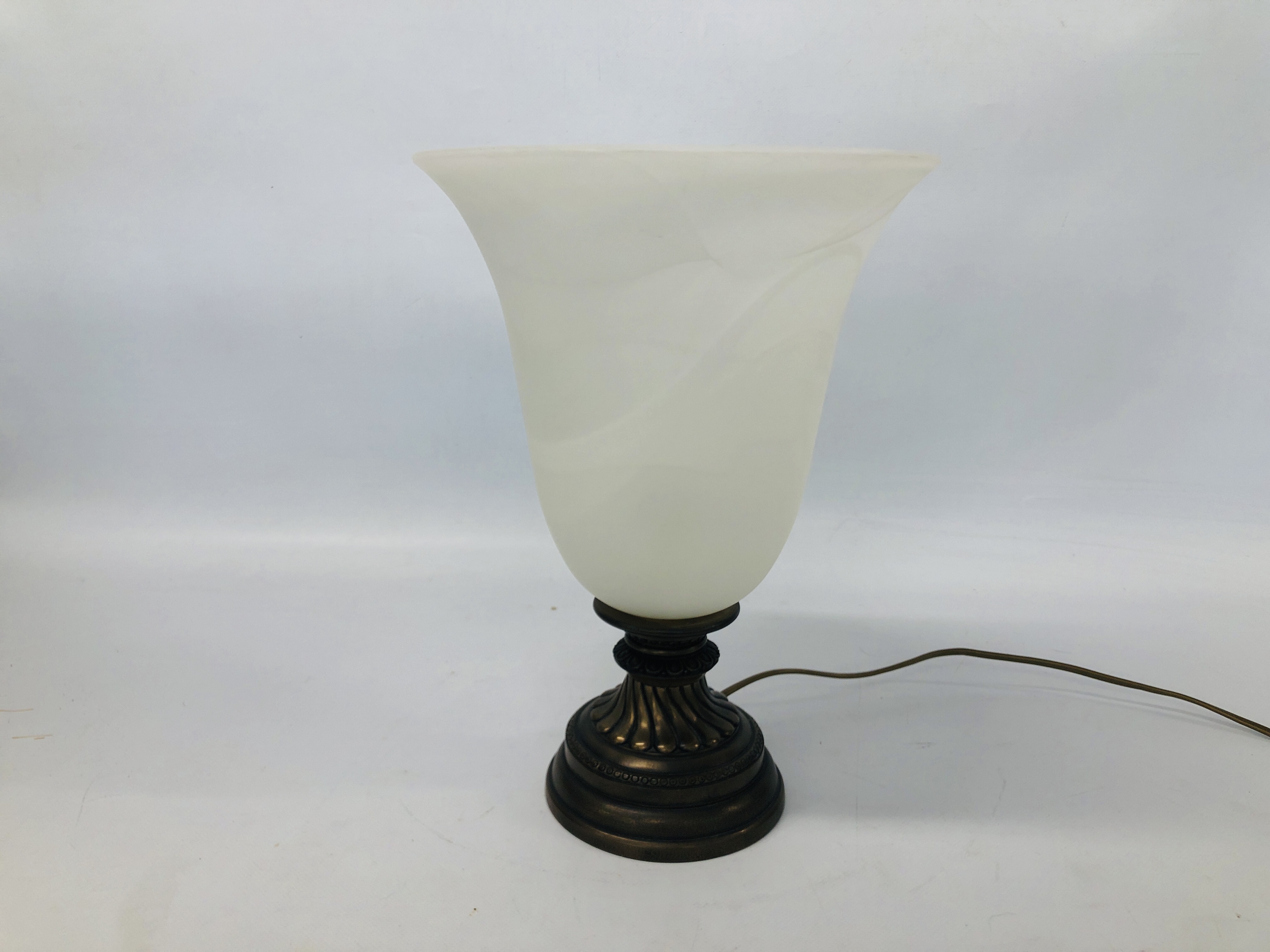 DAVID HUNT DESIGNER TABLE LAMP WITH OPAQUE GLASS SHADE H 34.5CM - SOLD AS SEEN.