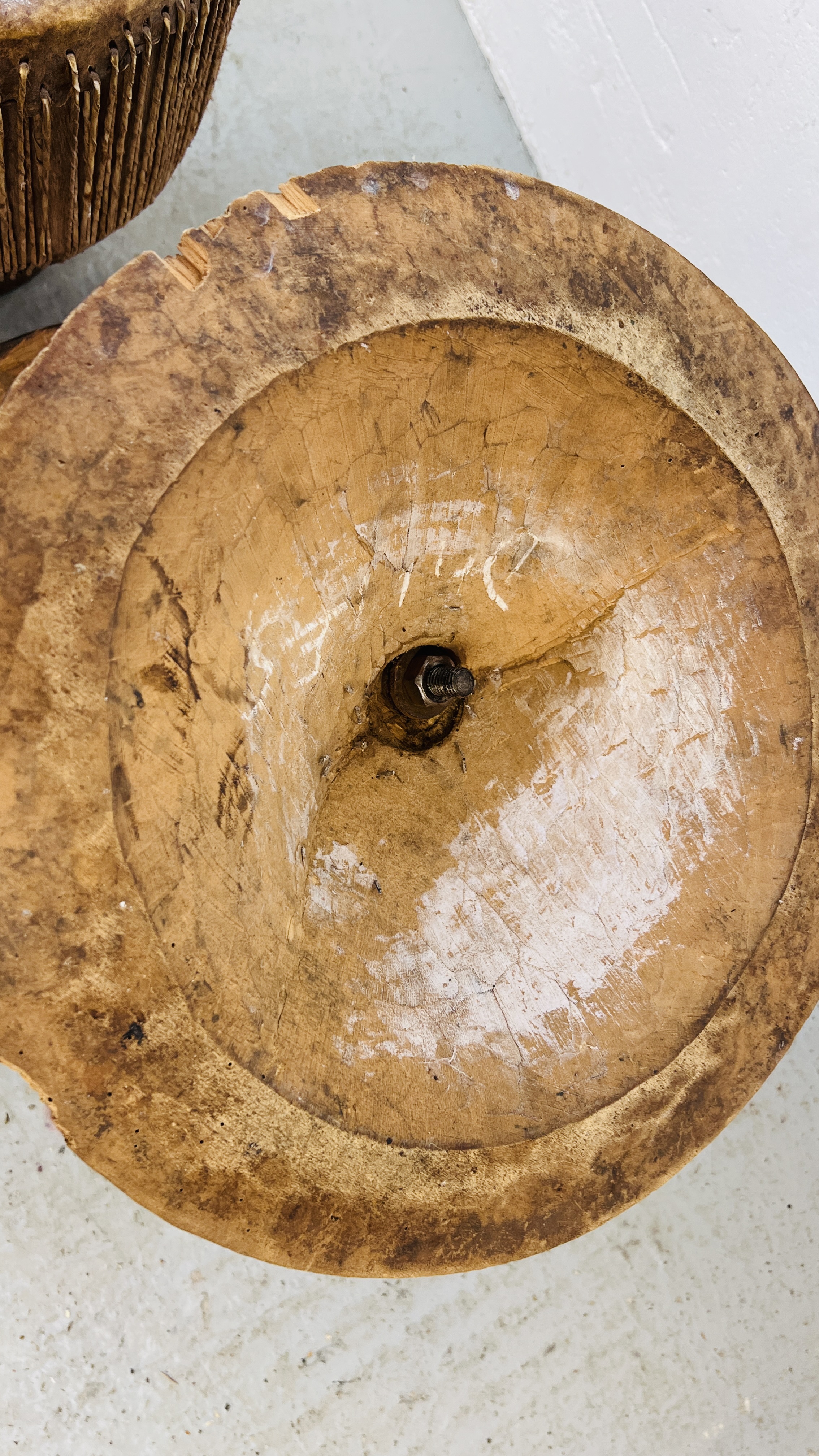 AN AFRICAN SKIN DRUM AND HAND CARVED AFRICAN STAND H 37CM, D 41CM. - Image 8 of 8