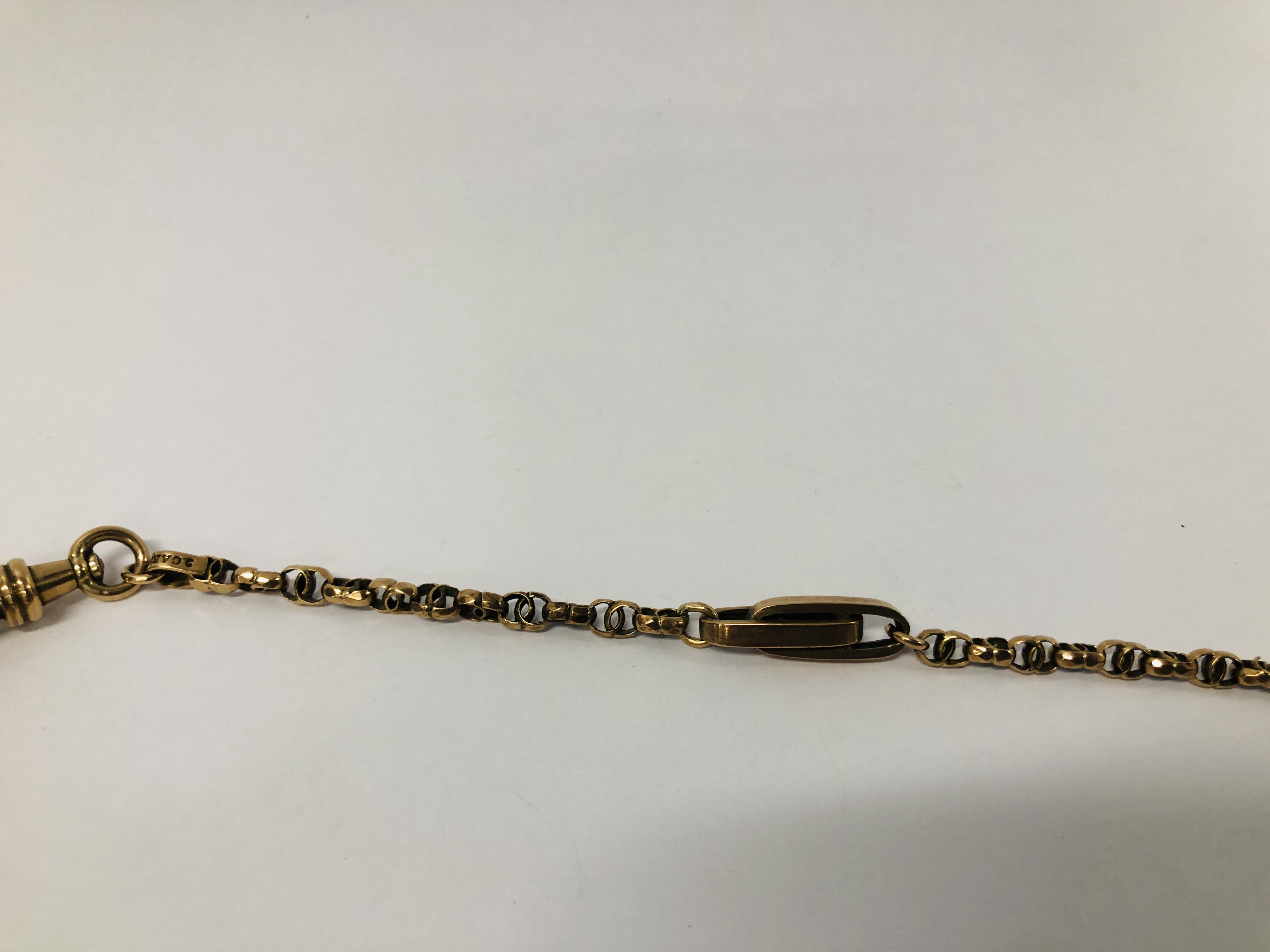 A FANCY LINK WATCH CHAIN MARKED 9 CT - Image 6 of 8