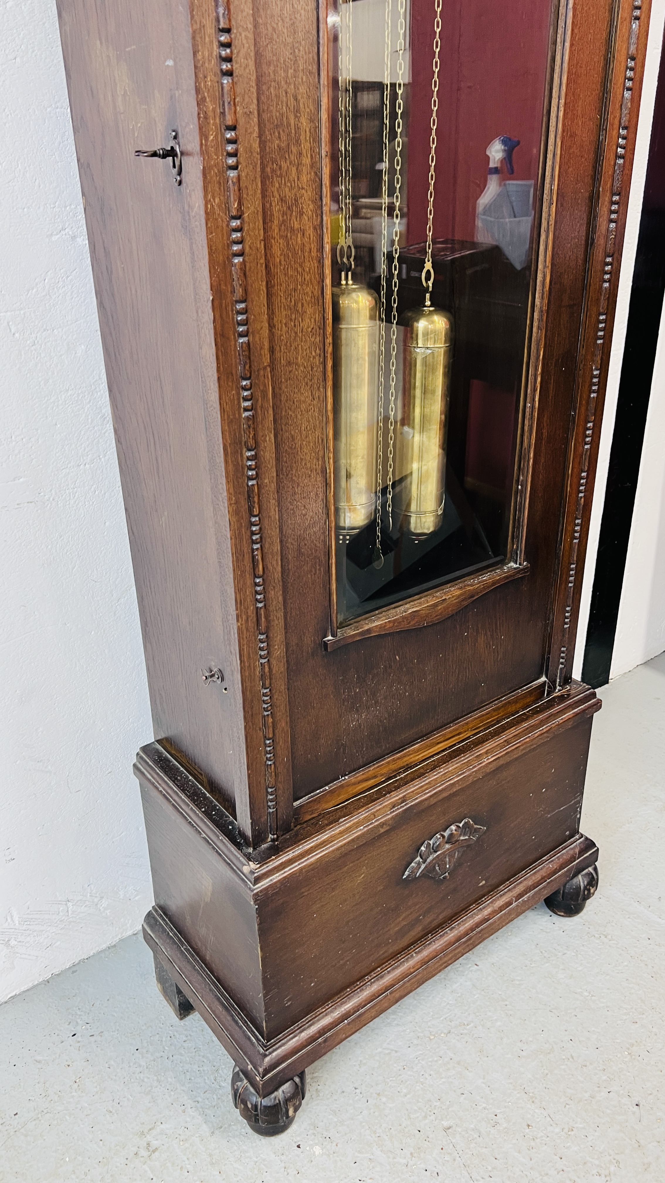 A 1930's WESTMINSTER CHIMING WEIGHT DRIVEN LONG CASE CLOCK HEIGHT 199CM. - Image 6 of 6