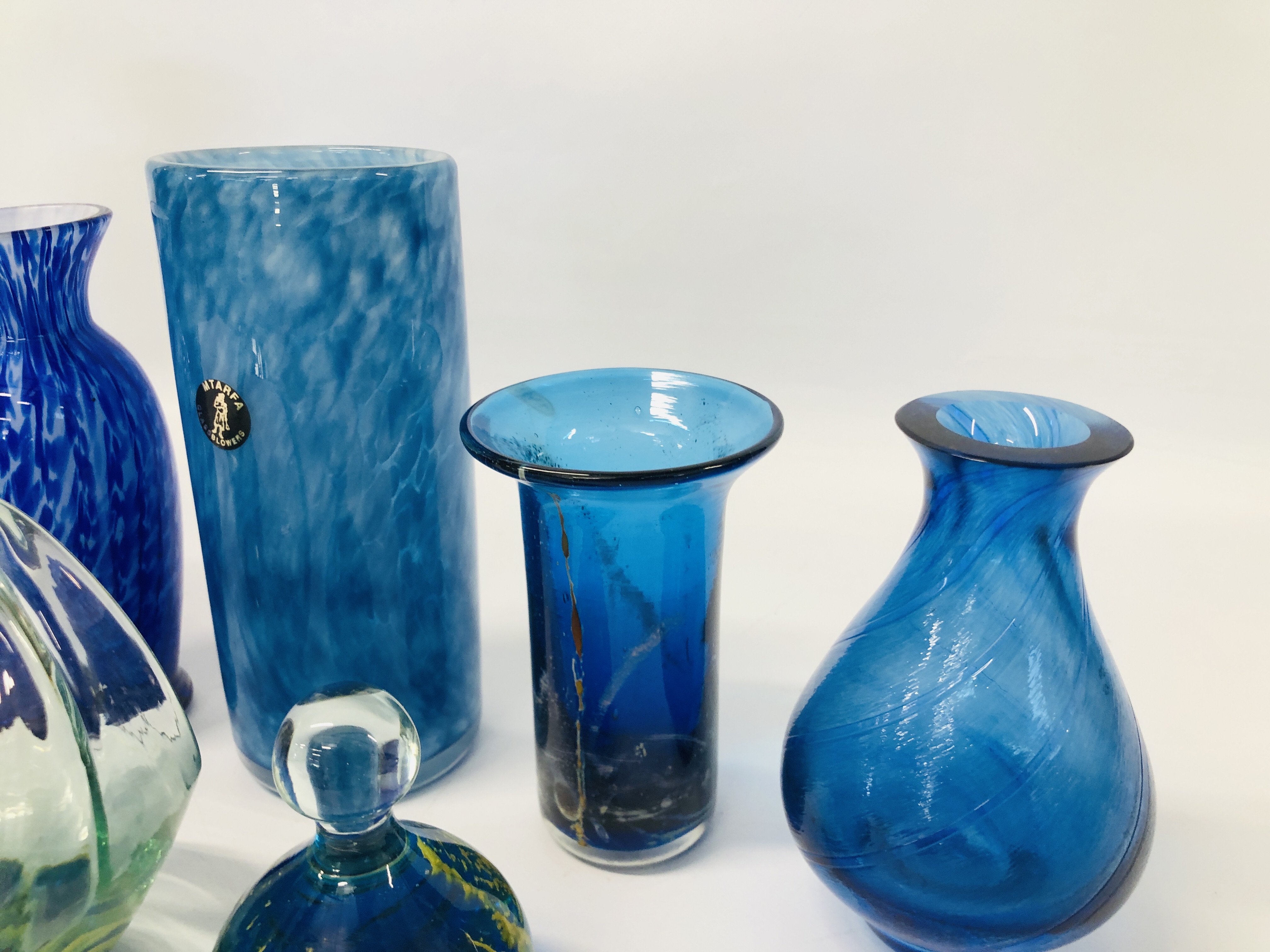 TWO 'MTARFA' ART GLASS VASES ALONG WITH THREE OTHERS UNMARKED, - Image 3 of 6