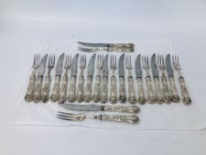 23 PIECES OF TIFFANY & Co SILVER HANDLED DESERT KNIVES AND FORKS