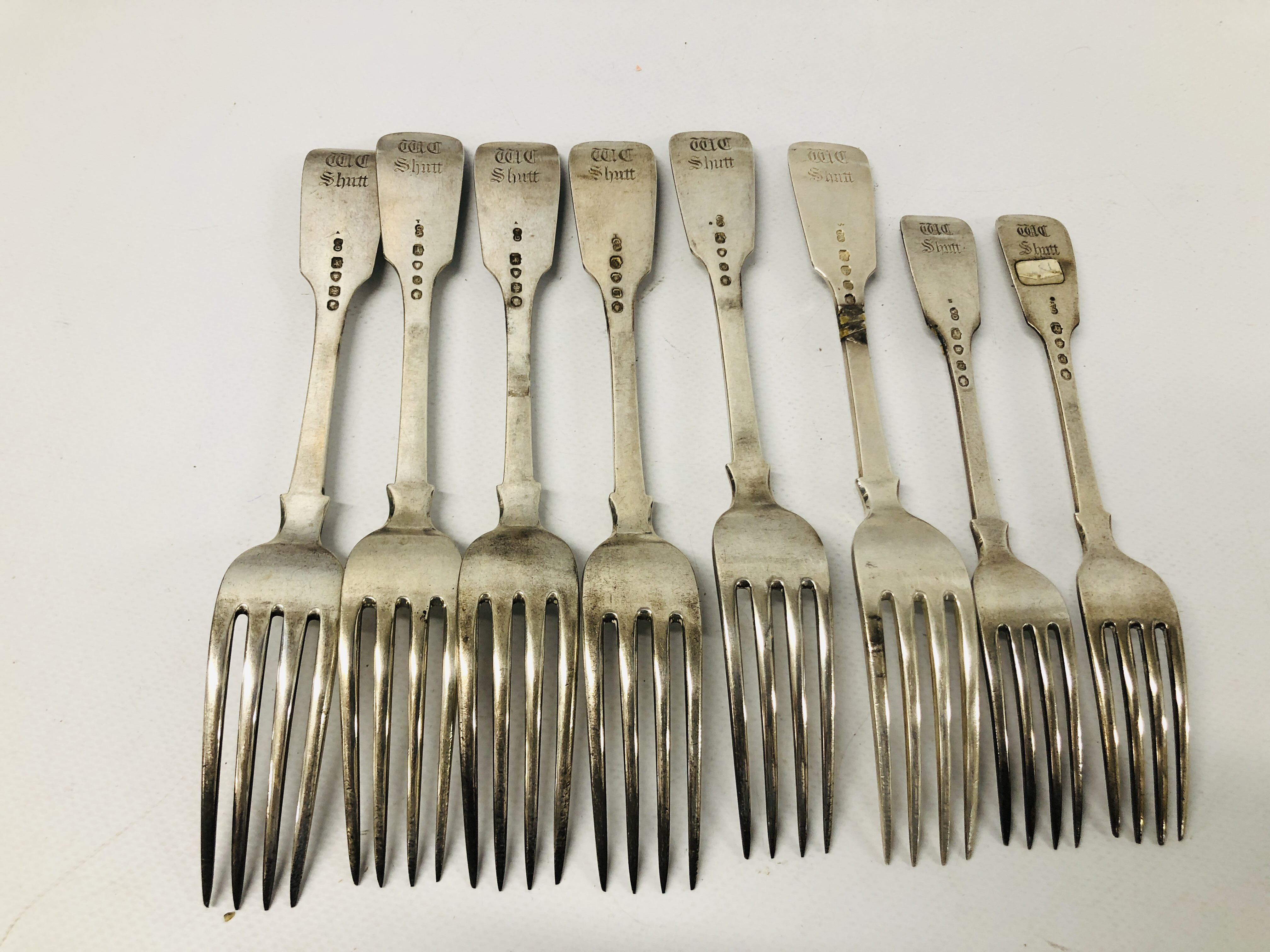 EIGHT ANTIQUE SILVER FORKS (6 LARGER, 2 SMALLER) LONDON ASSAY MARKED G.A. - Image 7 of 13