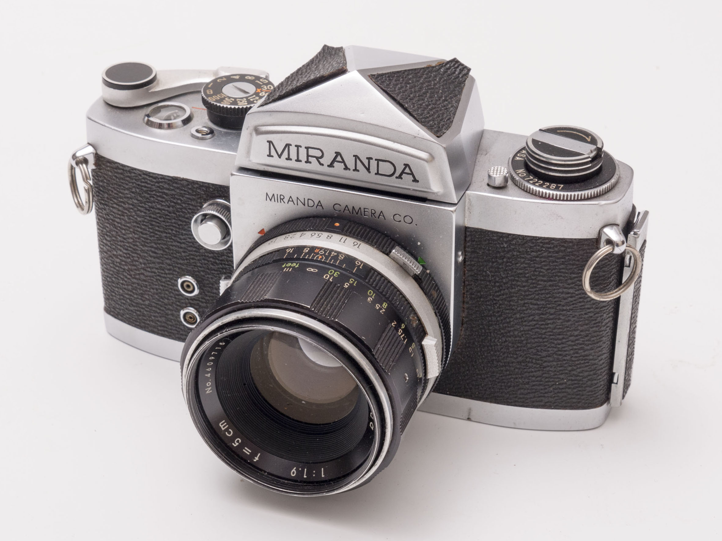 THREE 35MM SLR FILM CAMERAS TO INCLUDE MIRANDA 35MM SLR WITH 50MM F1. - Image 11 of 11
