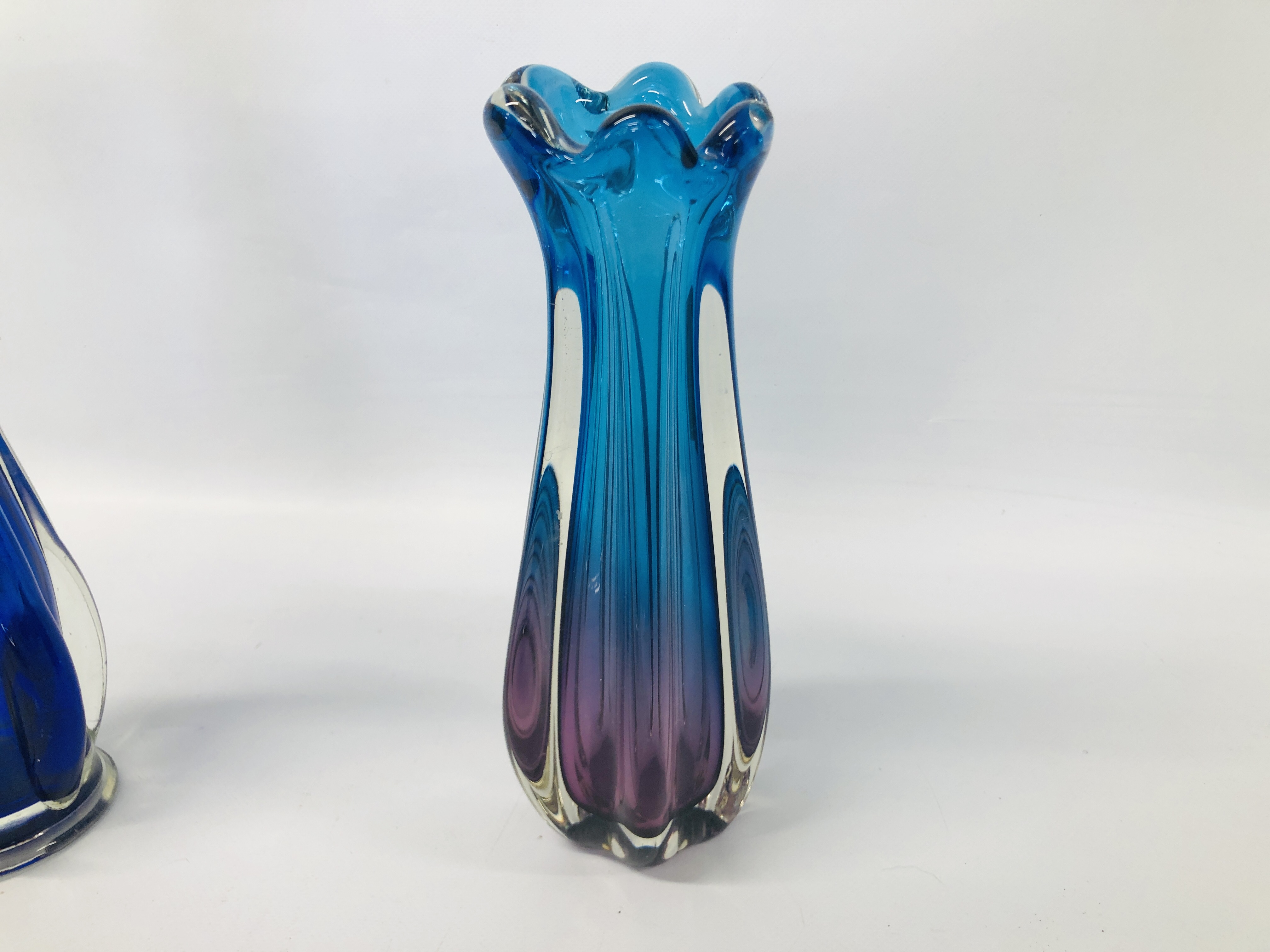 THREE IMPRESSIVE ART GLASS VASES. - Image 3 of 4