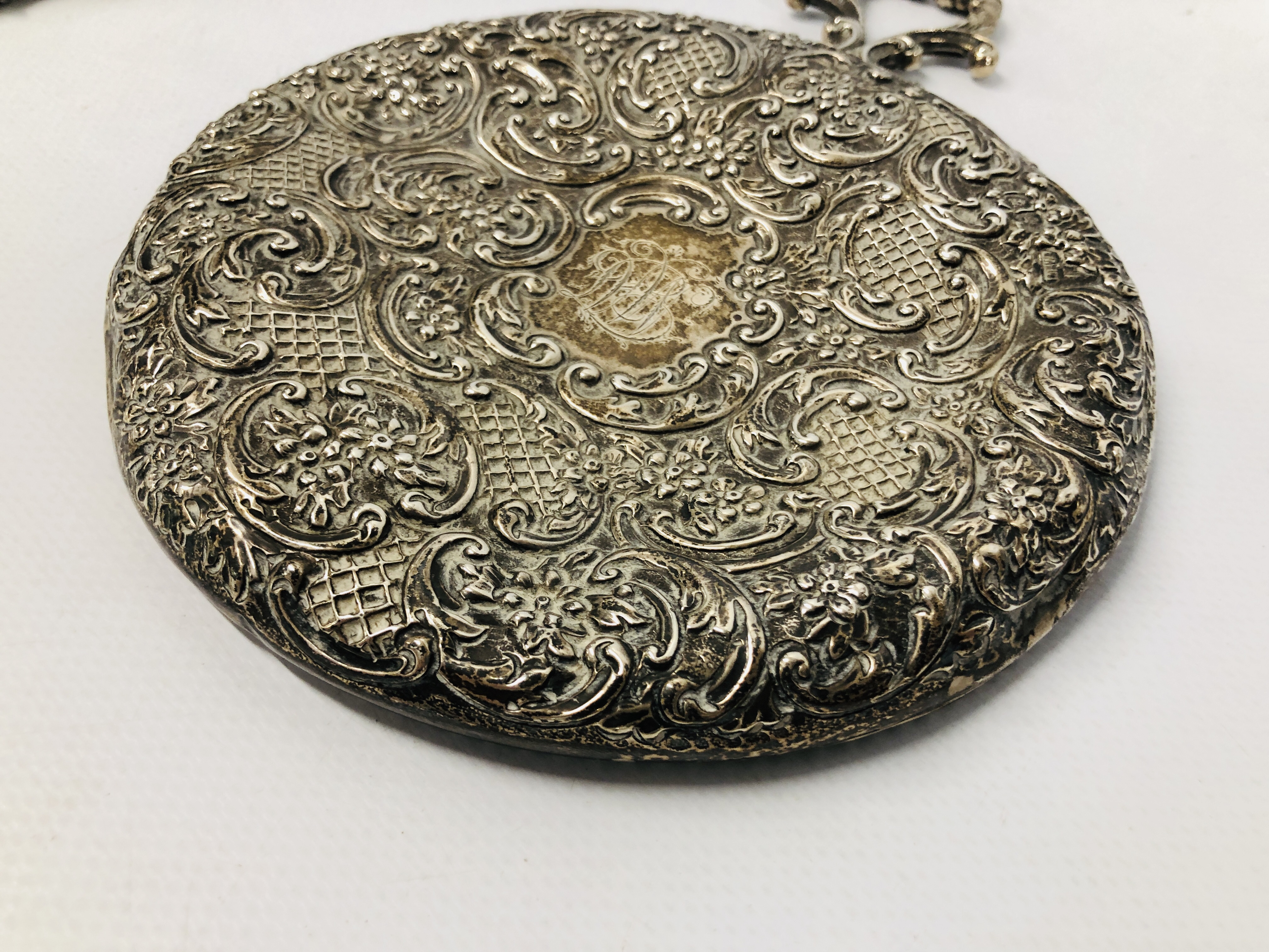 VINTAGE SILVER BACKED HAND HELD MIRROR ALONG WITH A VINTAGE SILVER DISH BIRMINGHAM ASSAY J.G. - Image 10 of 16