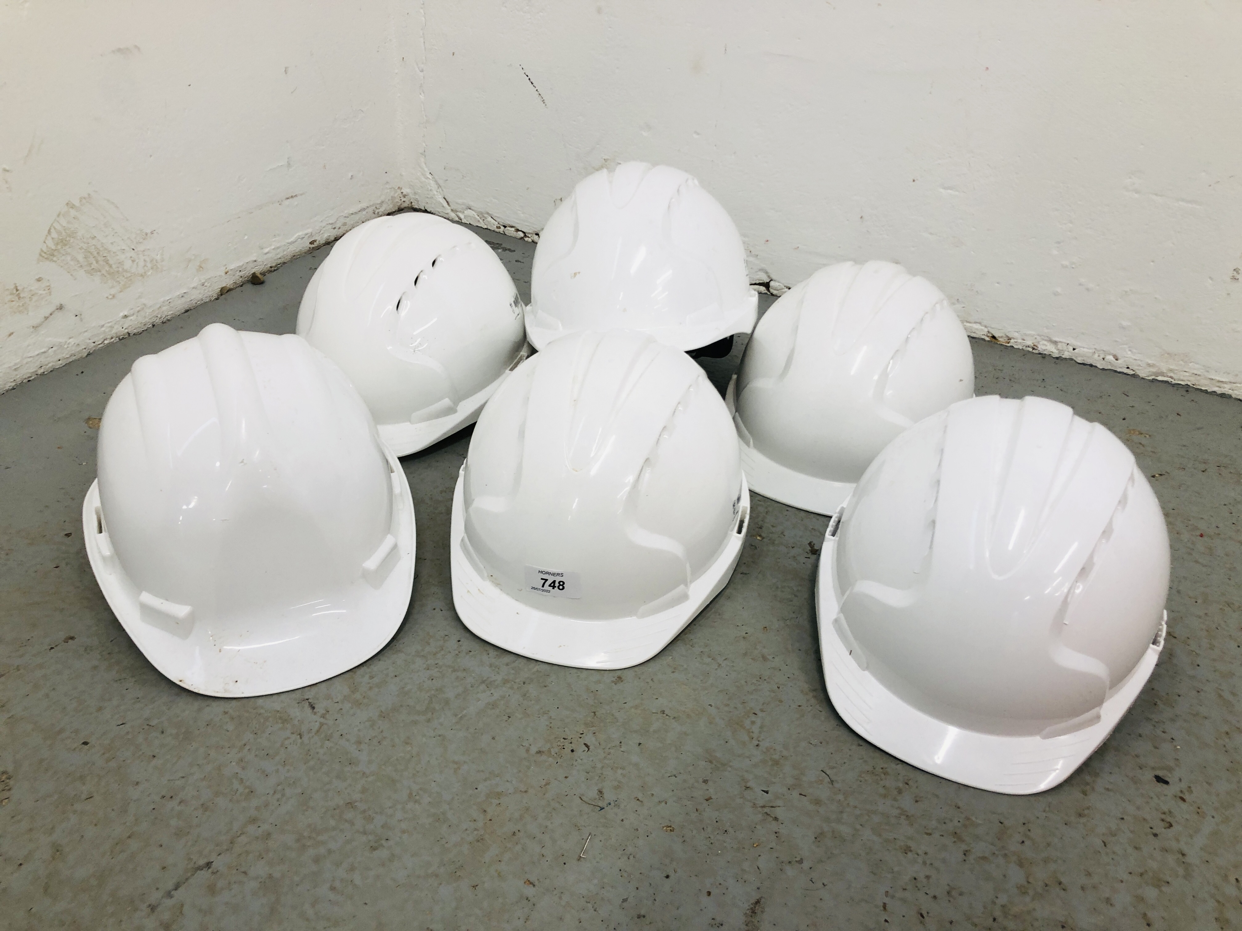 SIX BUILDER'S HARD HATS