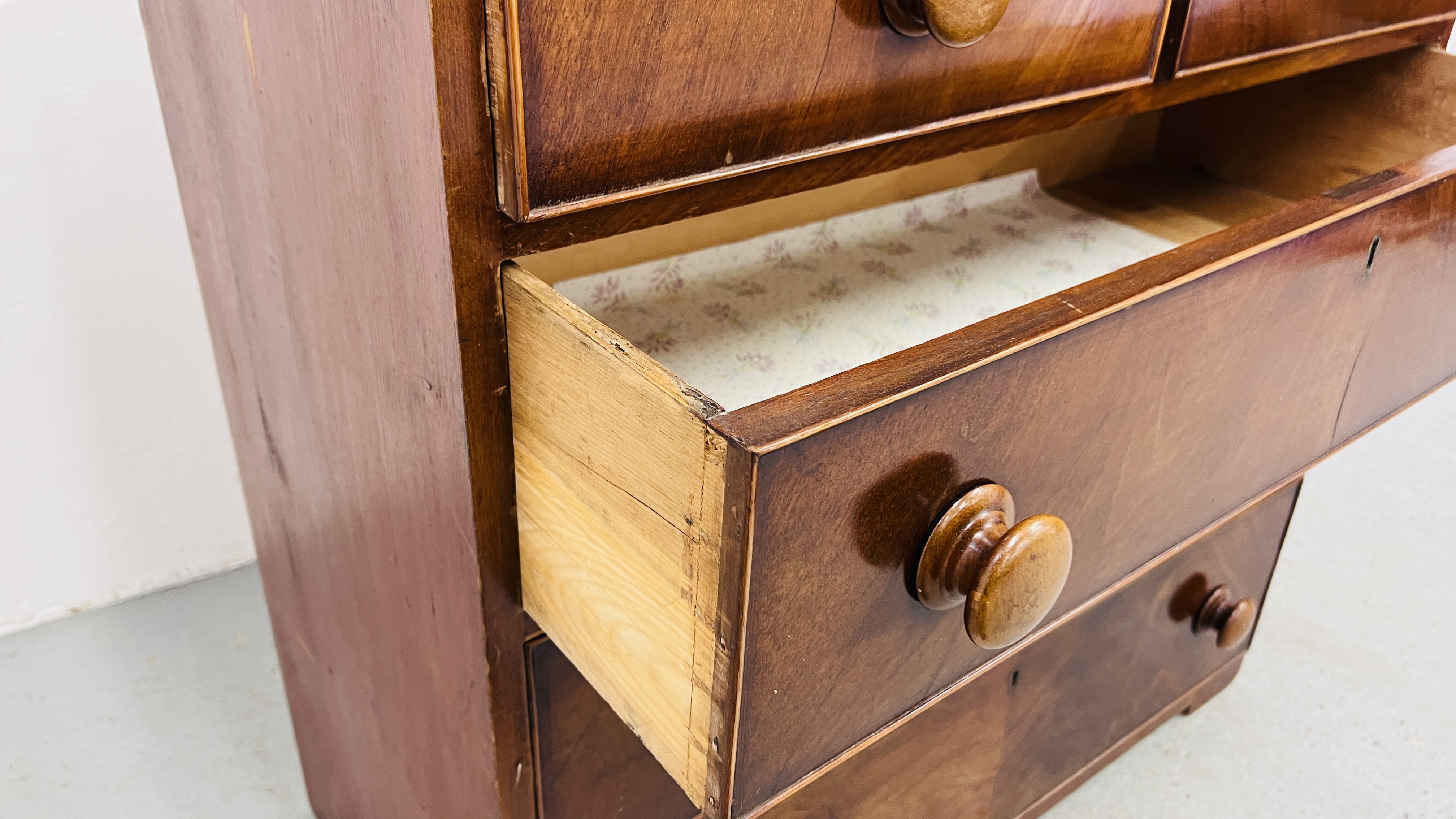 ANTIQUE MAHOGANY TWO OVER THREE CHEST OF DRAWERS - Image 6 of 8