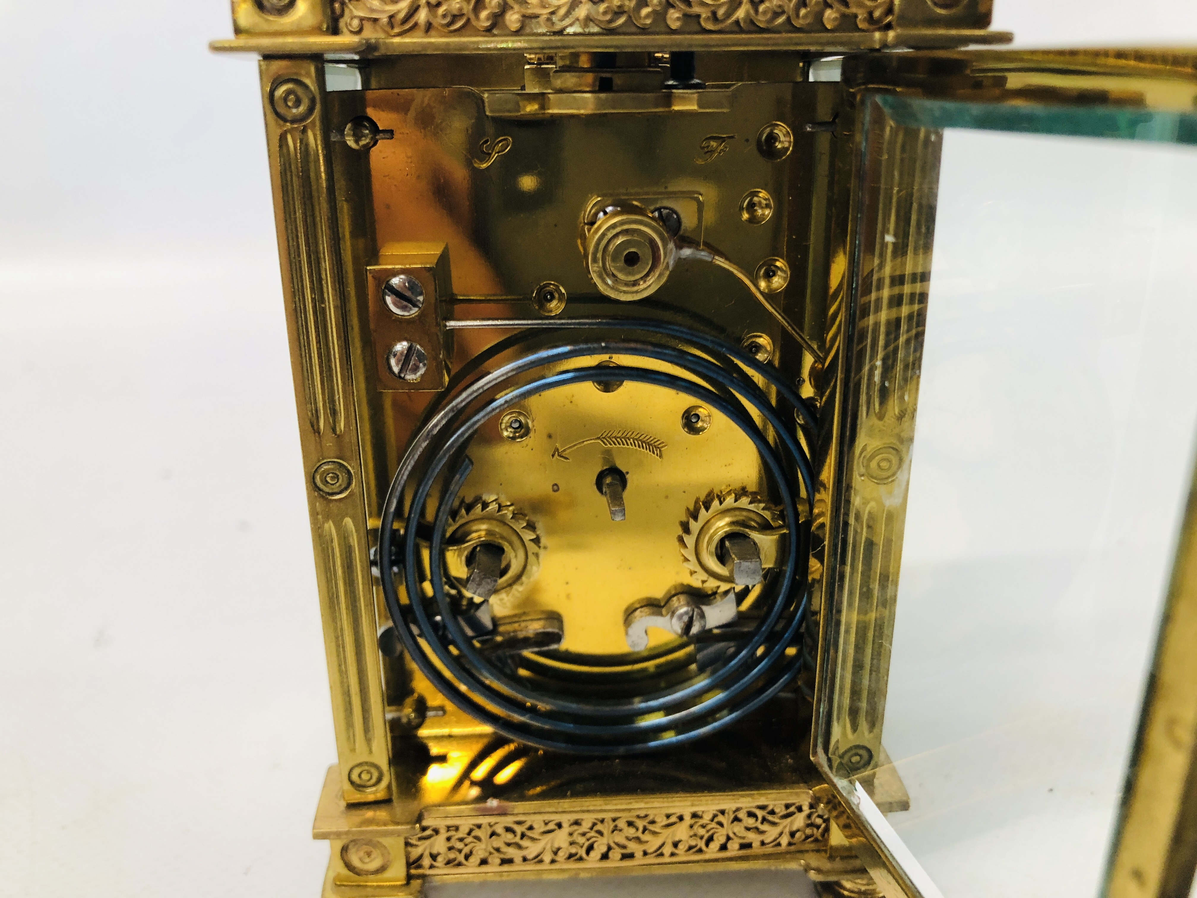 A FRENCH CARRIAGE CLOCK RETAILED BY MAPPIN & WEBB, THE SILVERED CHAPTER RING WITH ENGLISH NUMERALS, - Image 7 of 8