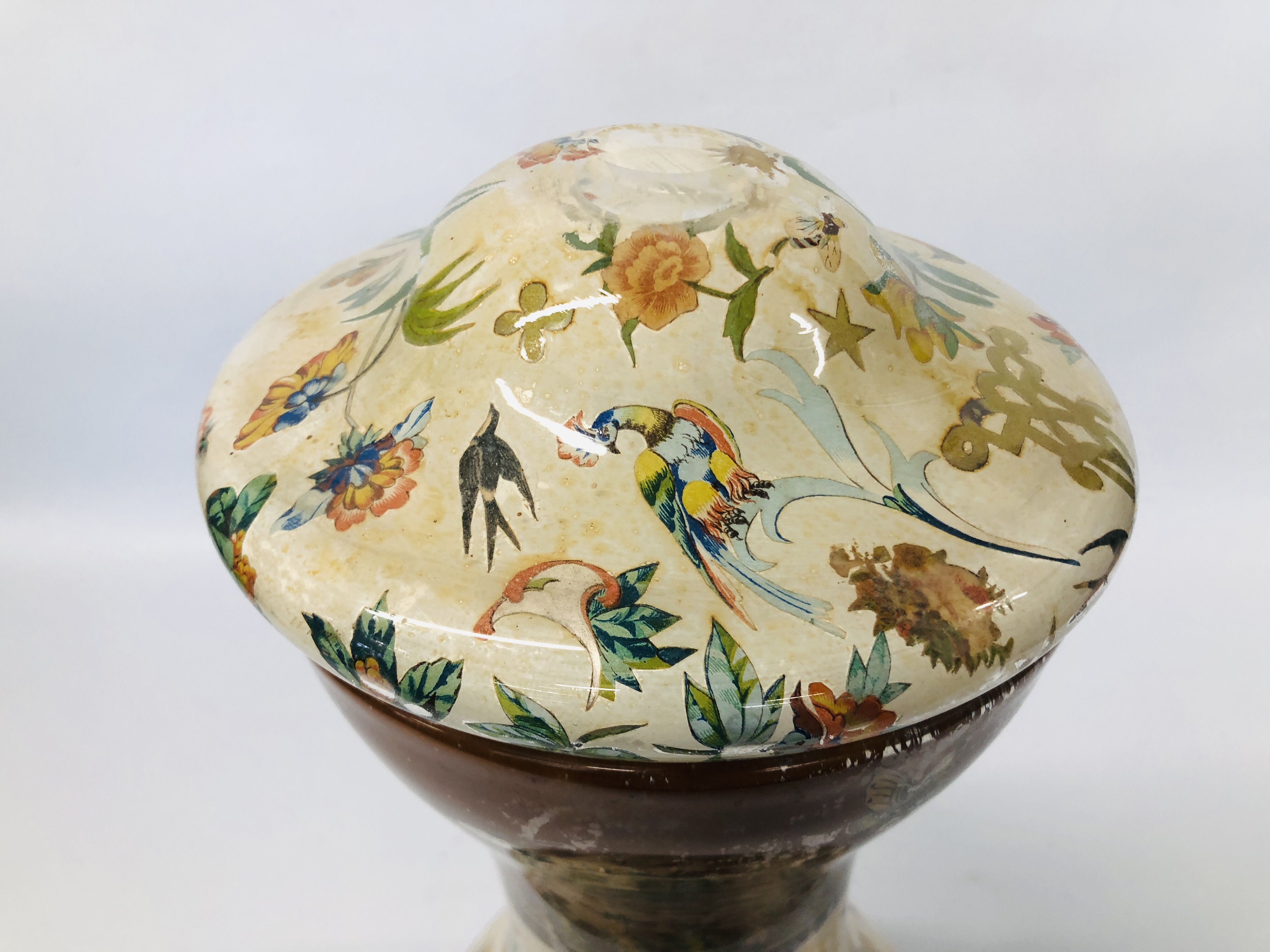 UNUSUAL CHINESE PAINTED GLASS VASE AND COVER HEIGHT 46CM. - Image 2 of 8