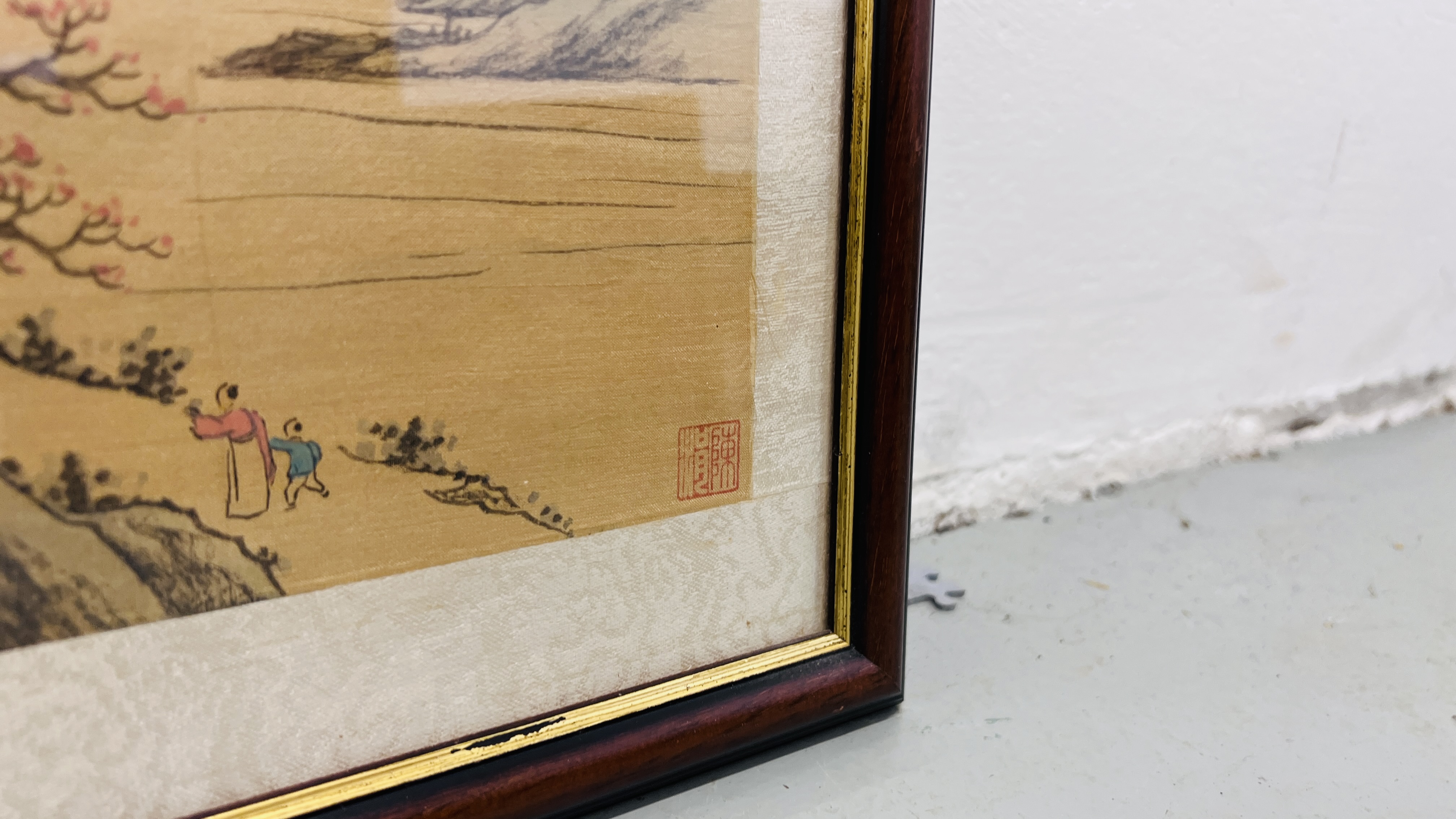 A SET OF THREE FRAMED AND MOUNTED CHINESE PAINTINGS ON SILK. - Image 7 of 8