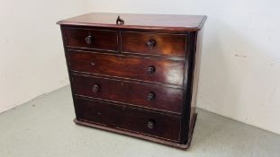 A VICTORIAN MAHOGANY TWO OVER THREE CHEST OF DRAWERS WIDTH 116CM. DEPTH 56CM. HEIGHT 103CM.