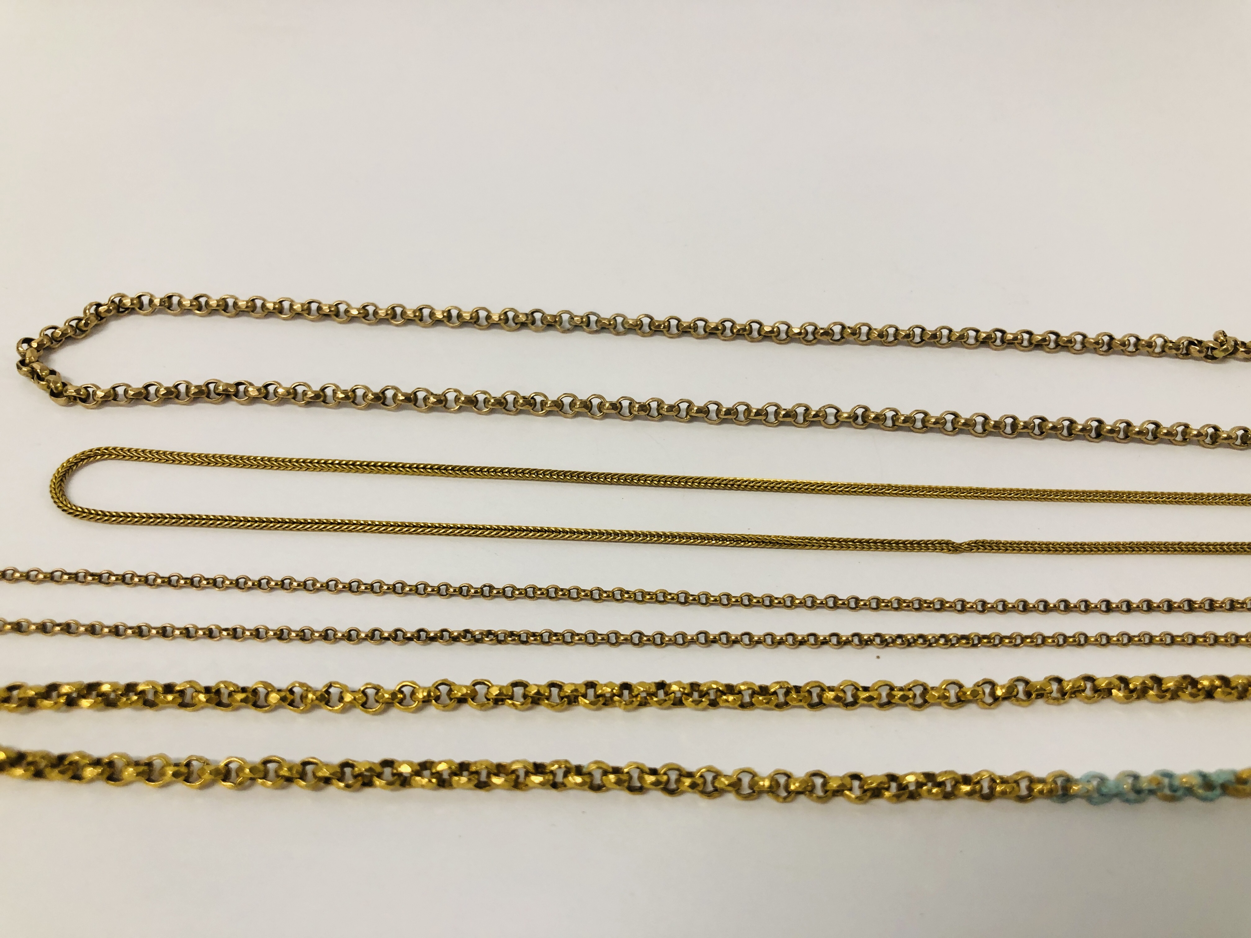 FOUR VARIOUS YELLOW METAL NECKLACES - NO VISIBLE HALL MARKS - Image 3 of 8