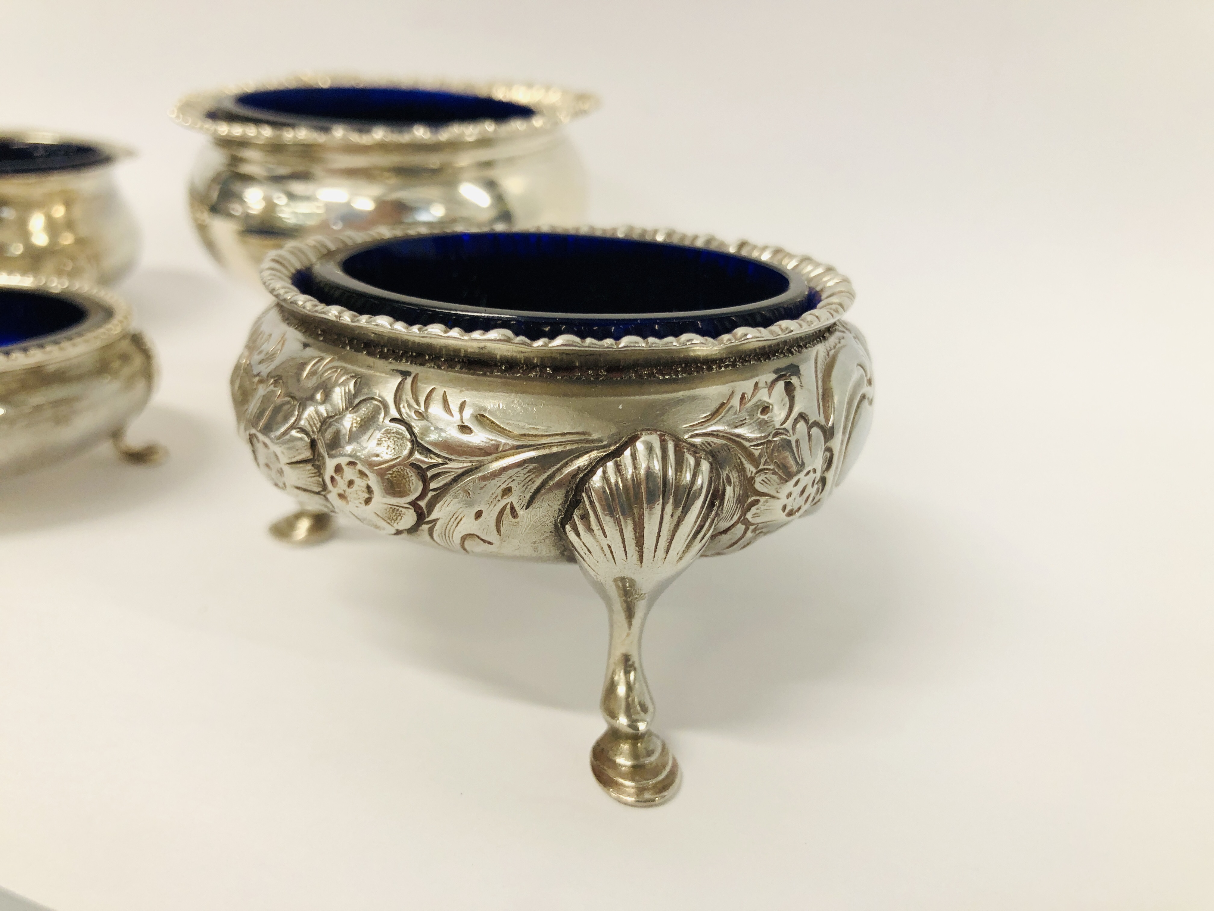 FOUR VARIOUS SILVER BLUE GLASS LINED SALTS - Image 2 of 30