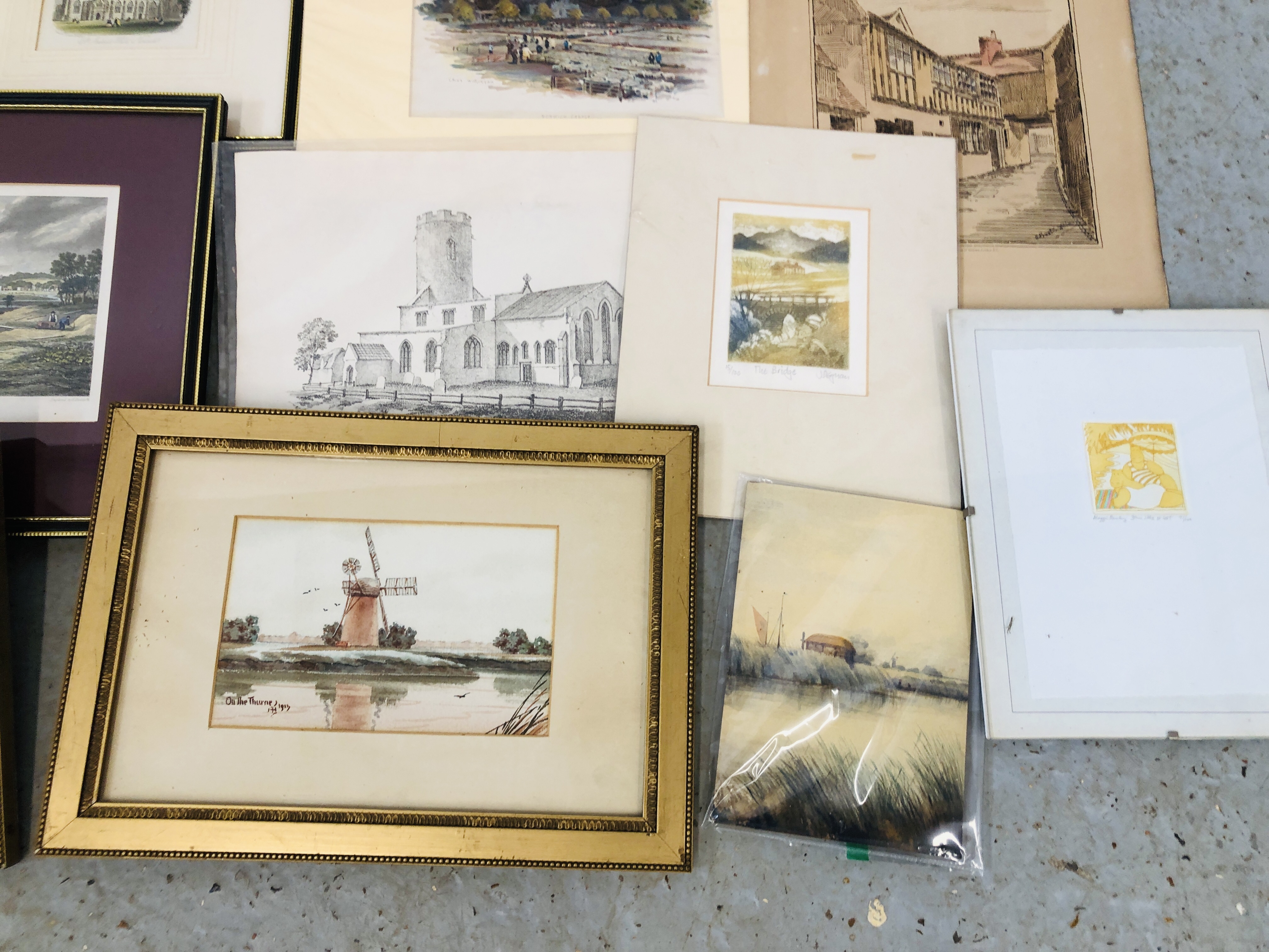 BOX OF ASSORTED VINTAGE ETCHINGS AND ORIGINAL ART WORKS MAINLY OF LOCAL INTEREST TO INCLUDE A PAIR - Image 5 of 6