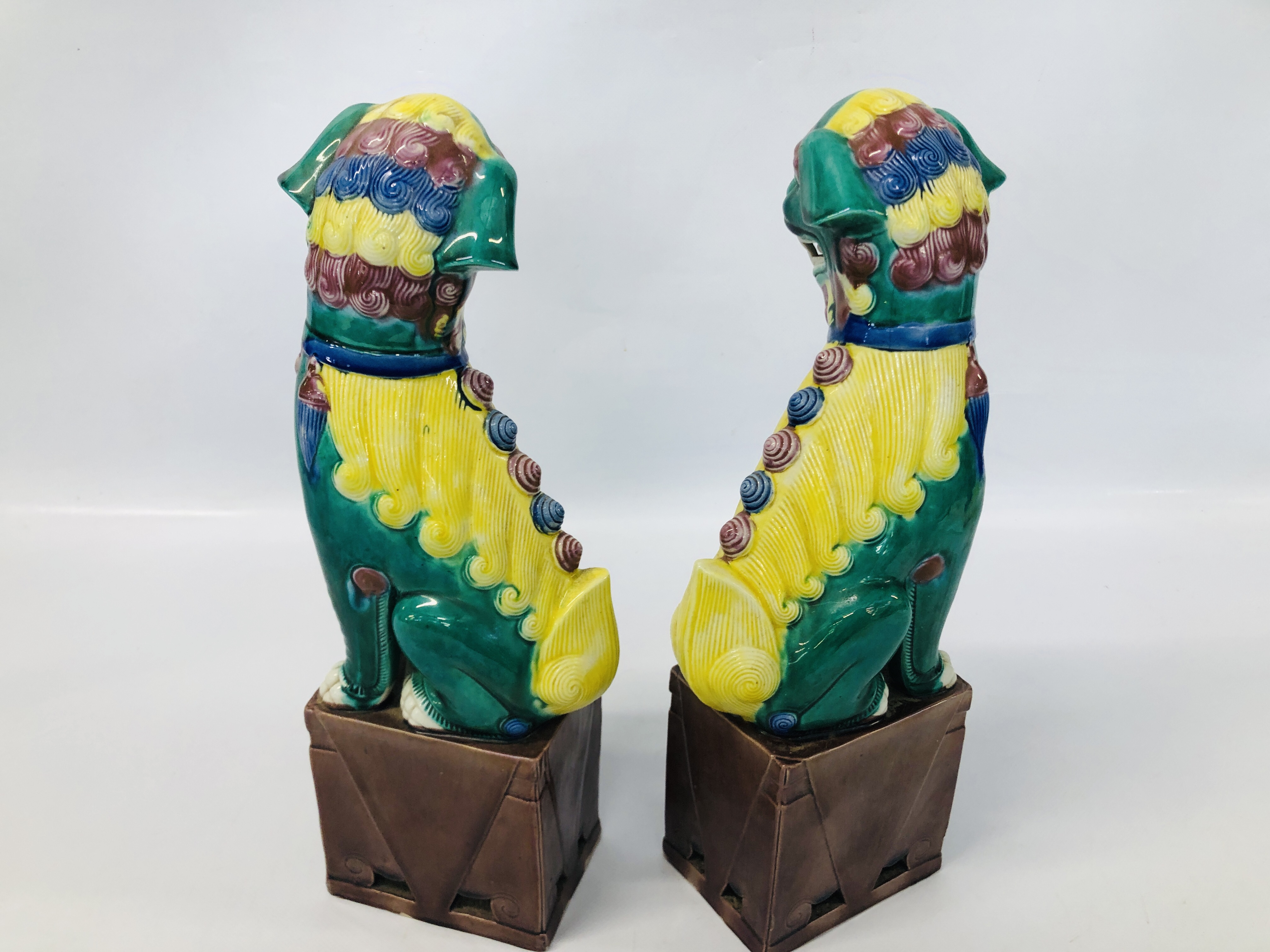 PAIR OF DECORATIVE C19th GLAZED FOO DOGS. - Image 5 of 7