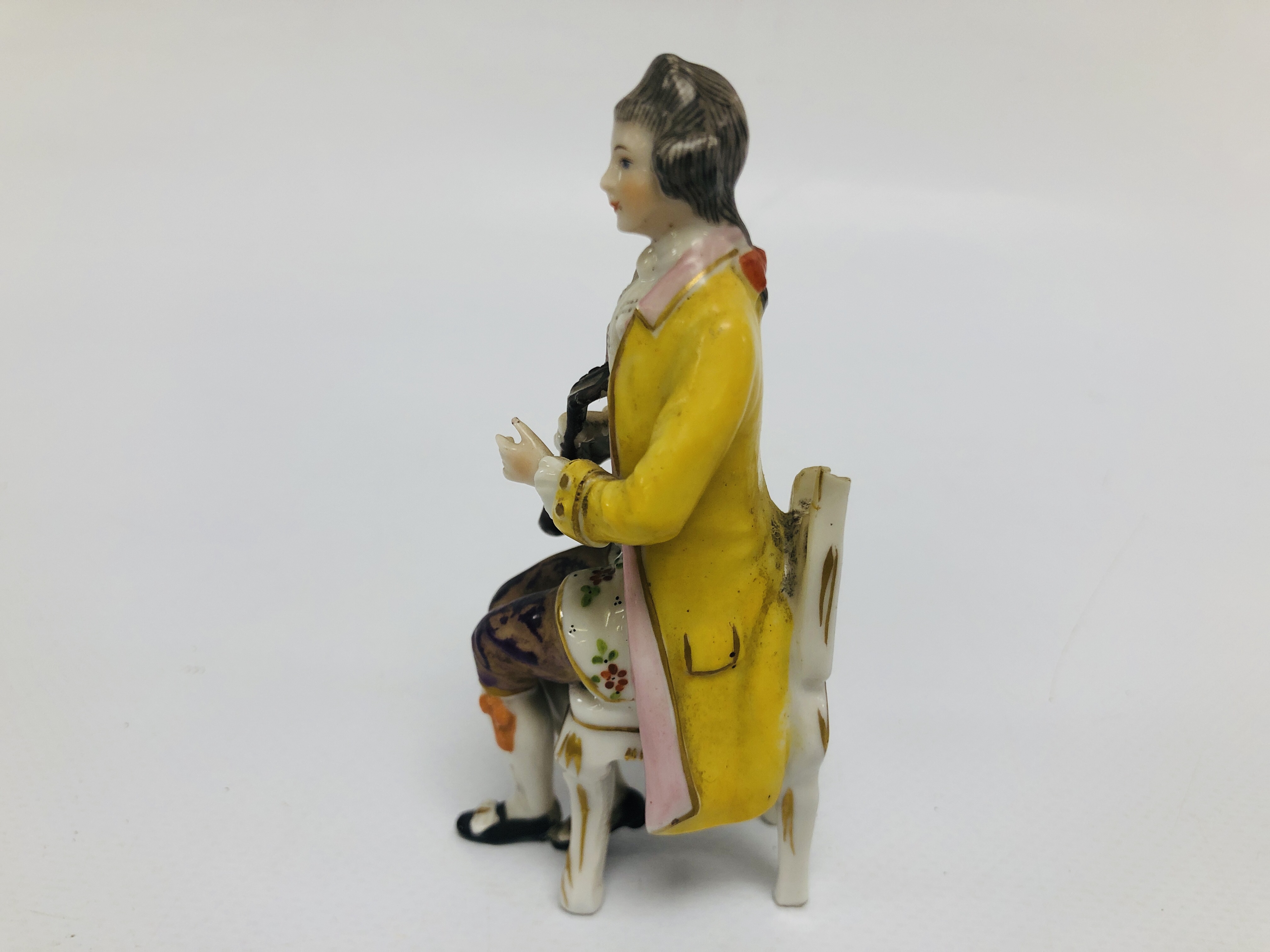 A GERMAN HARDPASTE MINIATURE FIGURE OF A SEATED MUSICIAN A/F, C19TH DERBY CUP AND SAUCER, - Image 16 of 21