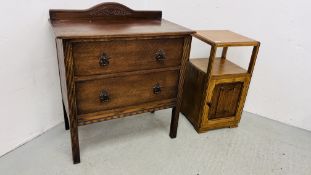 A SMALL OAK TWO DRAWER CHEST W 77CM, D 45CM,