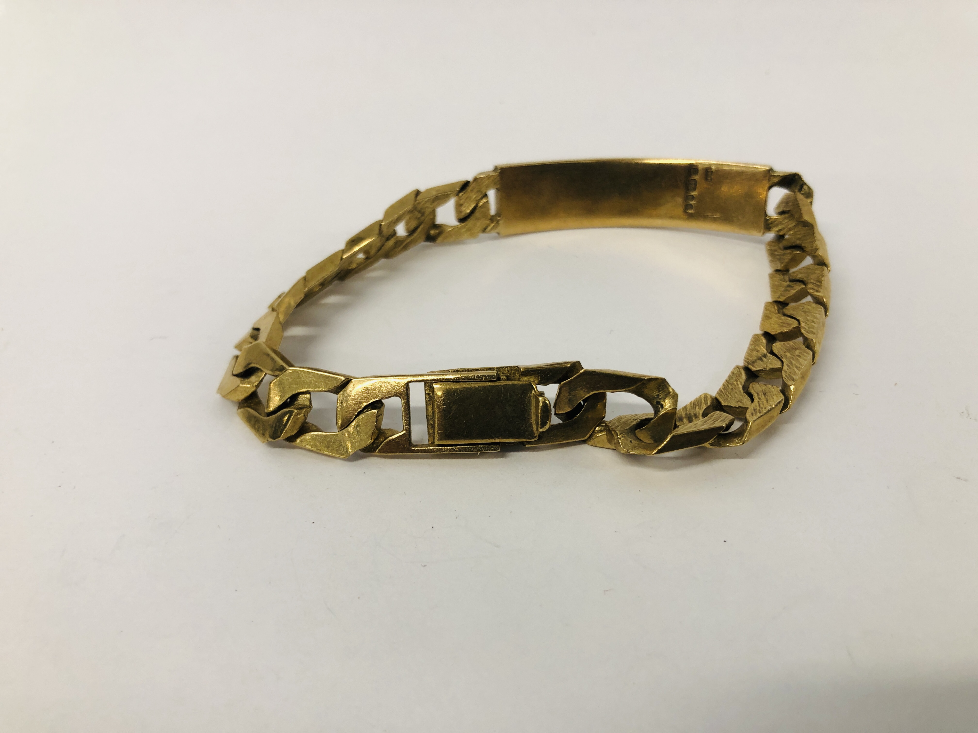 9CT. GOLD ID BRACELET INSCRIBED. - Image 4 of 7