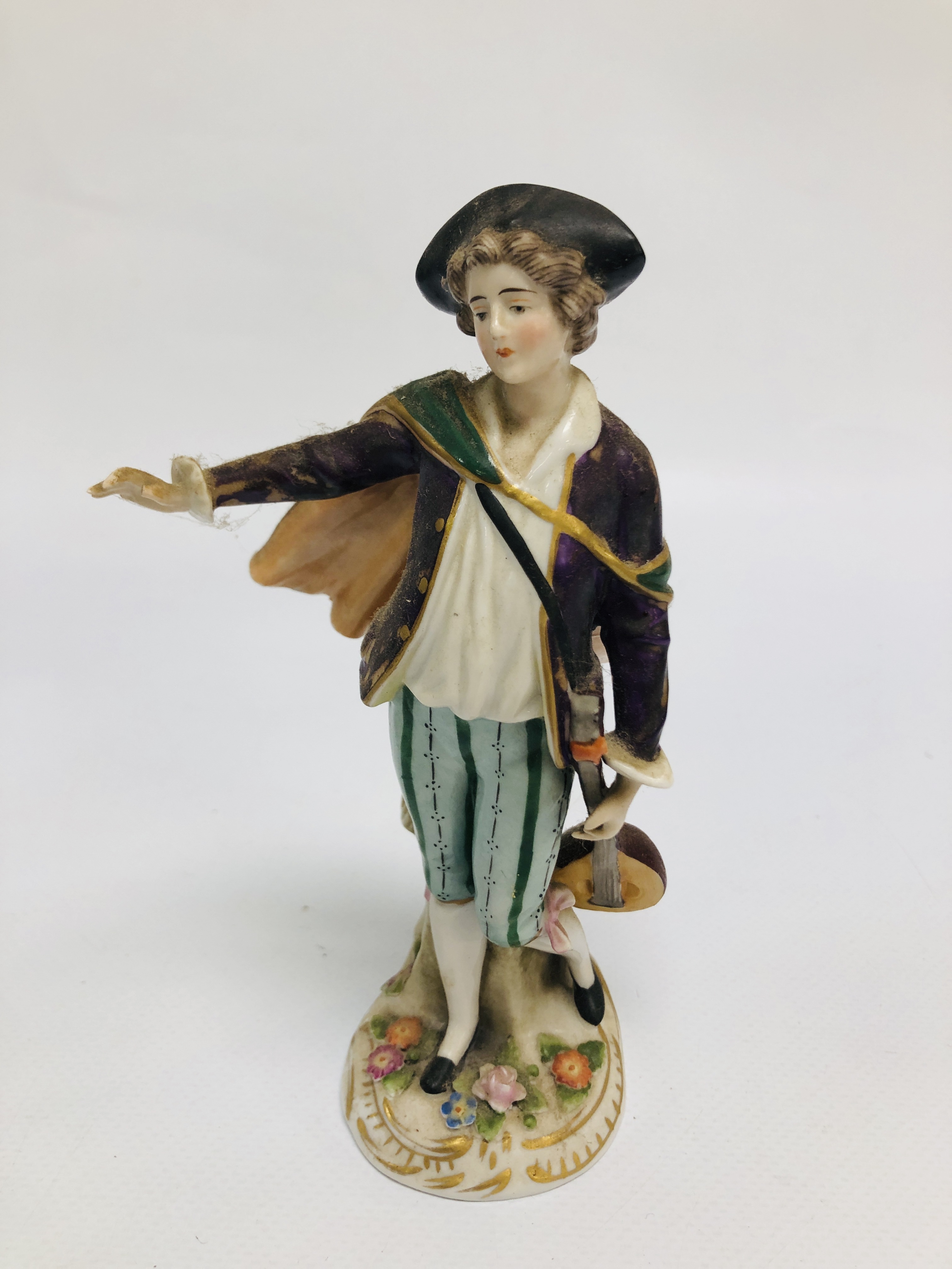 A PAIR OF GERMAN KPN FIGURES OF A GIRL CARRYING FRUIT AND A BOY WITH GRAPES H 14CM A/F. - Image 6 of 18