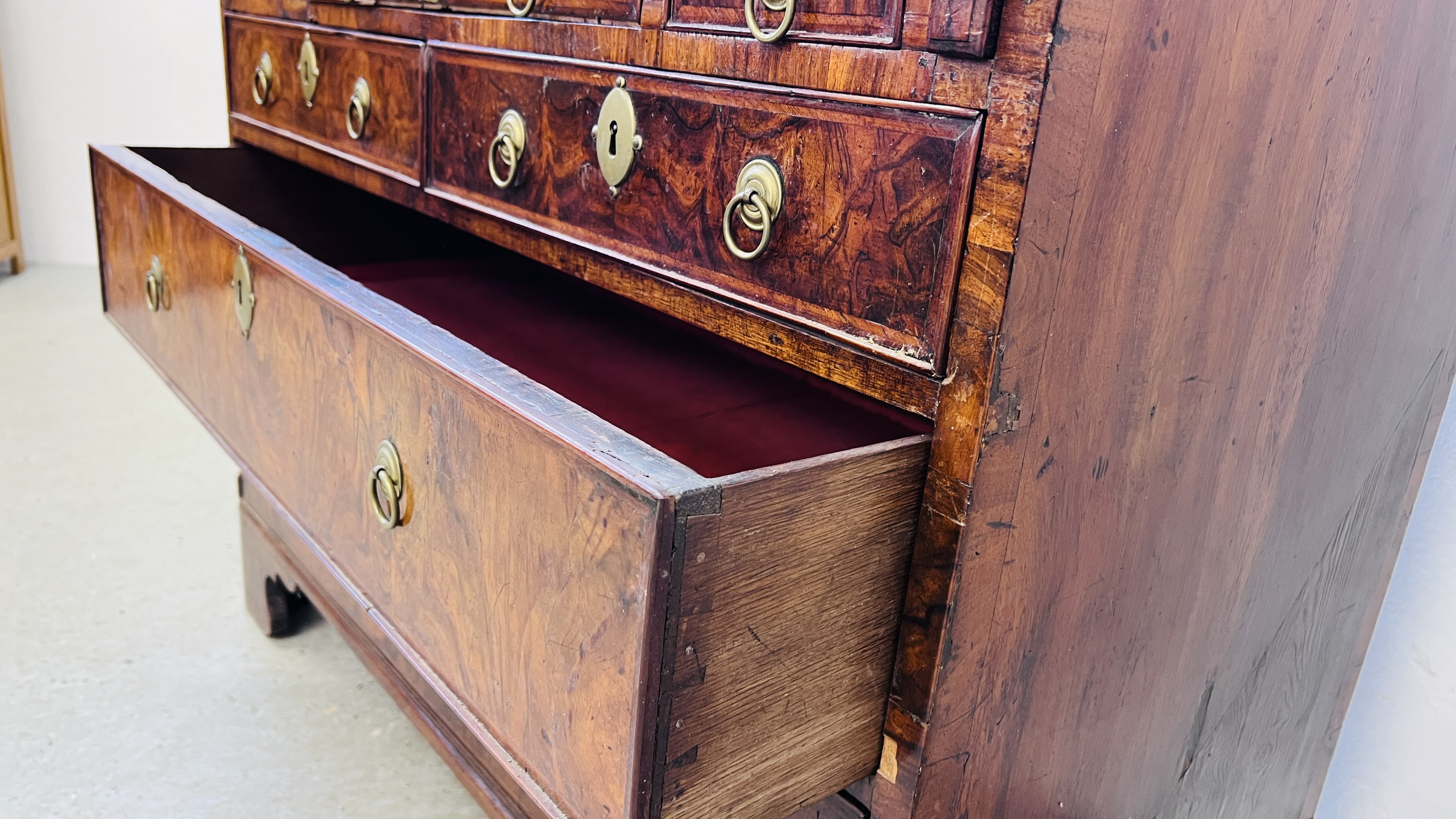 A GEORGE II FIGURED WALNUT BUREAU, THE FALLING FRONT ENCLOSING FITTED INTERIOR, - Image 11 of 17