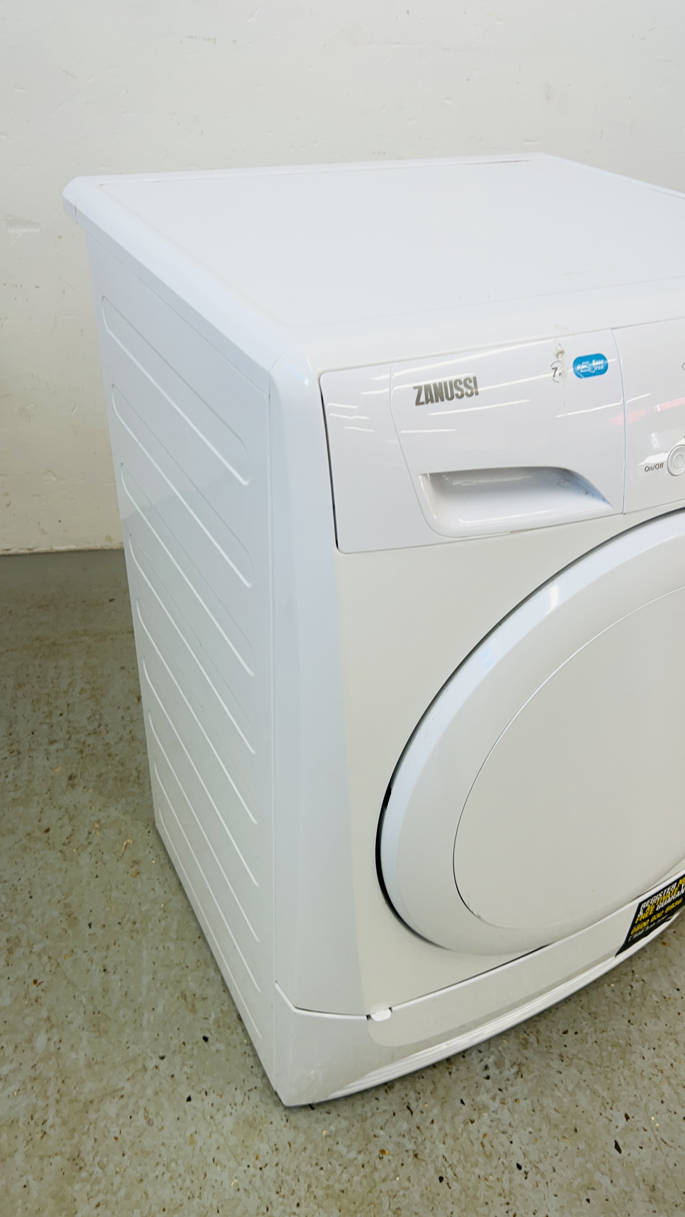 ZANUSSI LINDO 100 TUMBLE DRYER - SOLD AS SEEN. - Image 8 of 9