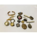 COLLECTION OF VINTAGE JEWELLERY TO INCLUDE BROOCHES MOURNING AND MICRO MOSAIC EXAMPLES, FRUIT KNIFE,