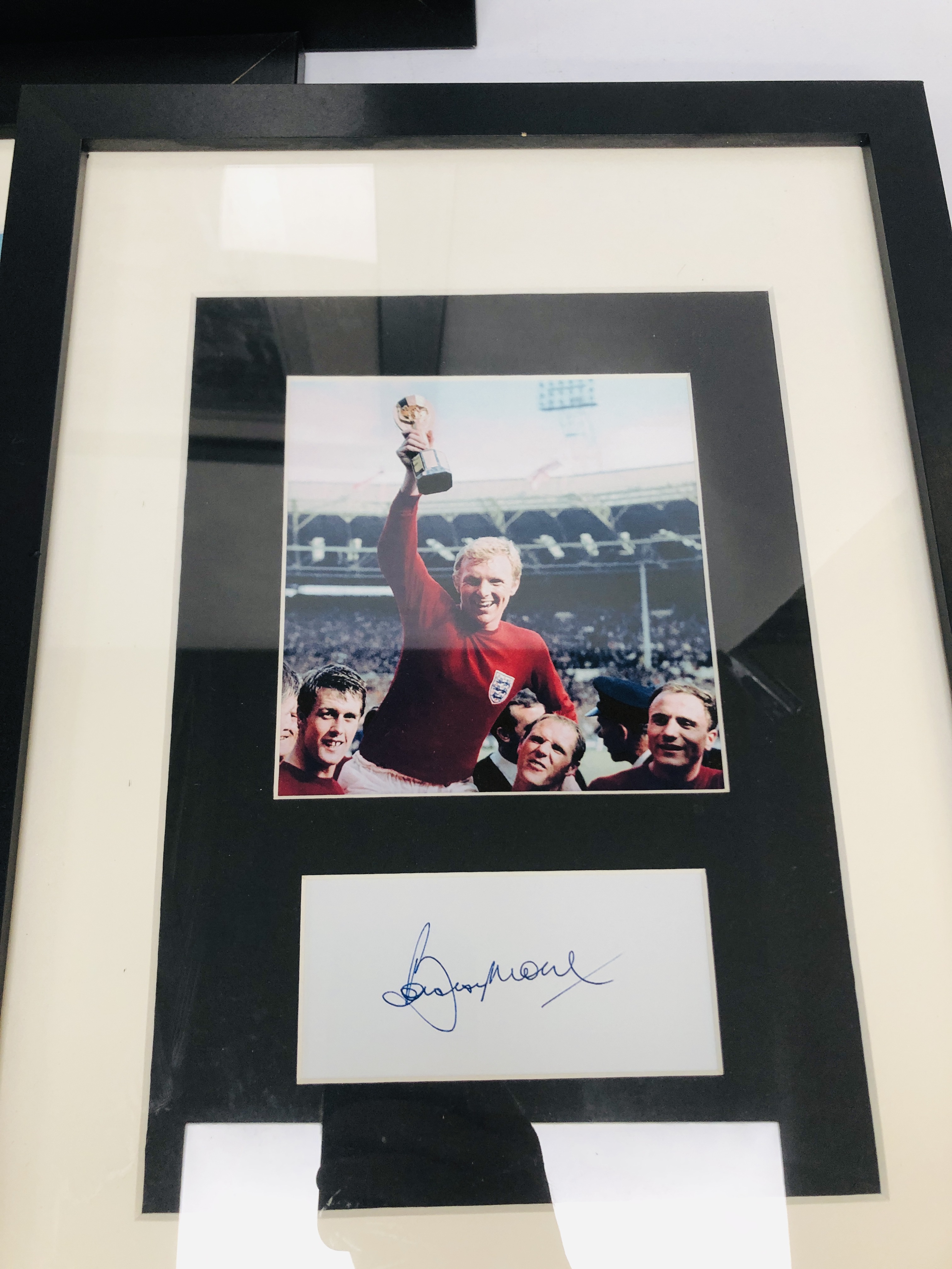 THREE FRAMED 1966 ENGLAND SIGNED PHOTOGRAPHS BEARING SIGNATURES BOBBY MOORE, MARTIN PETERS, - Image 2 of 7