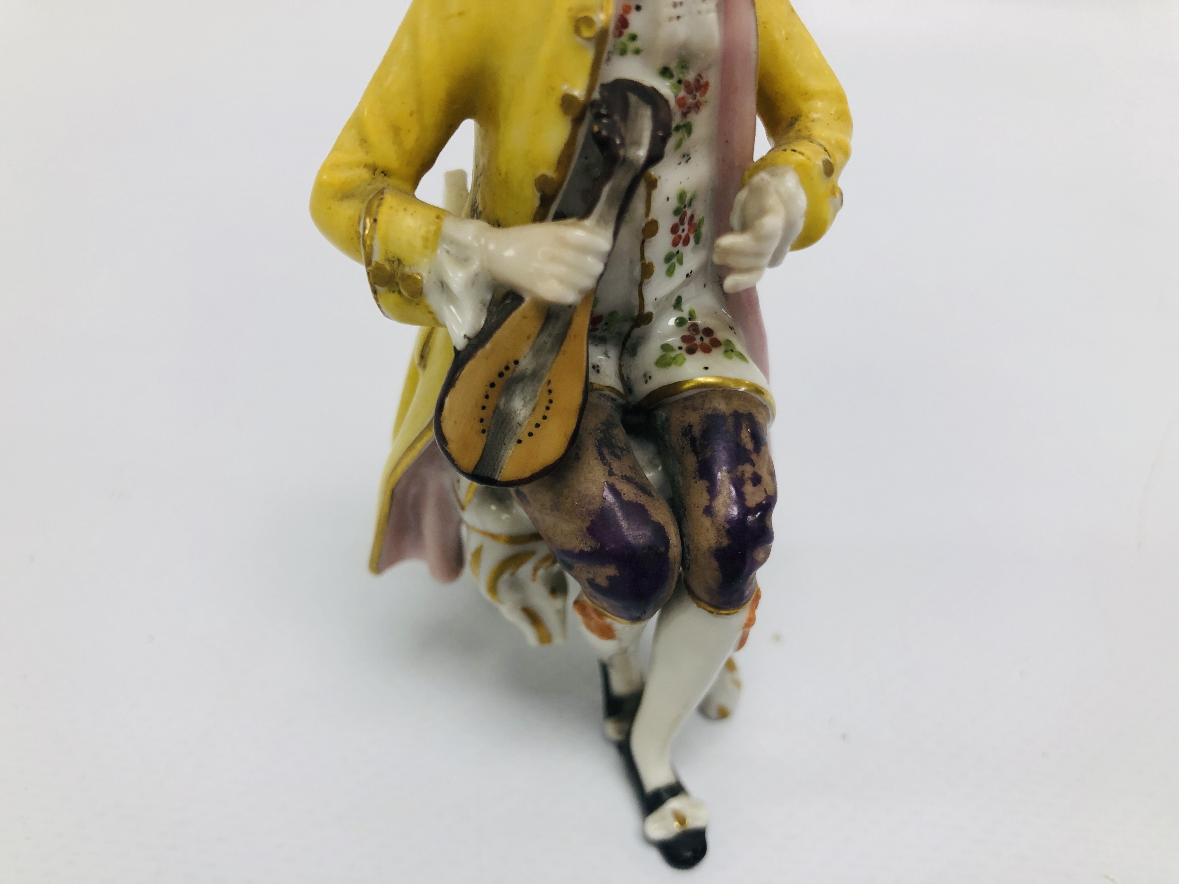 A GERMAN HARDPASTE MINIATURE FIGURE OF A SEATED MUSICIAN A/F, C19TH DERBY CUP AND SAUCER, - Image 15 of 21