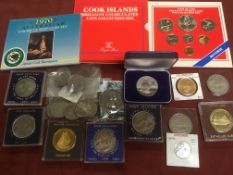 SMALL BOX VARIOUS COOK ISLANDS AND AUSTRALIAN COINS ETC, MAINLY CAPTAIN COOK THEME. (APPROX 27).