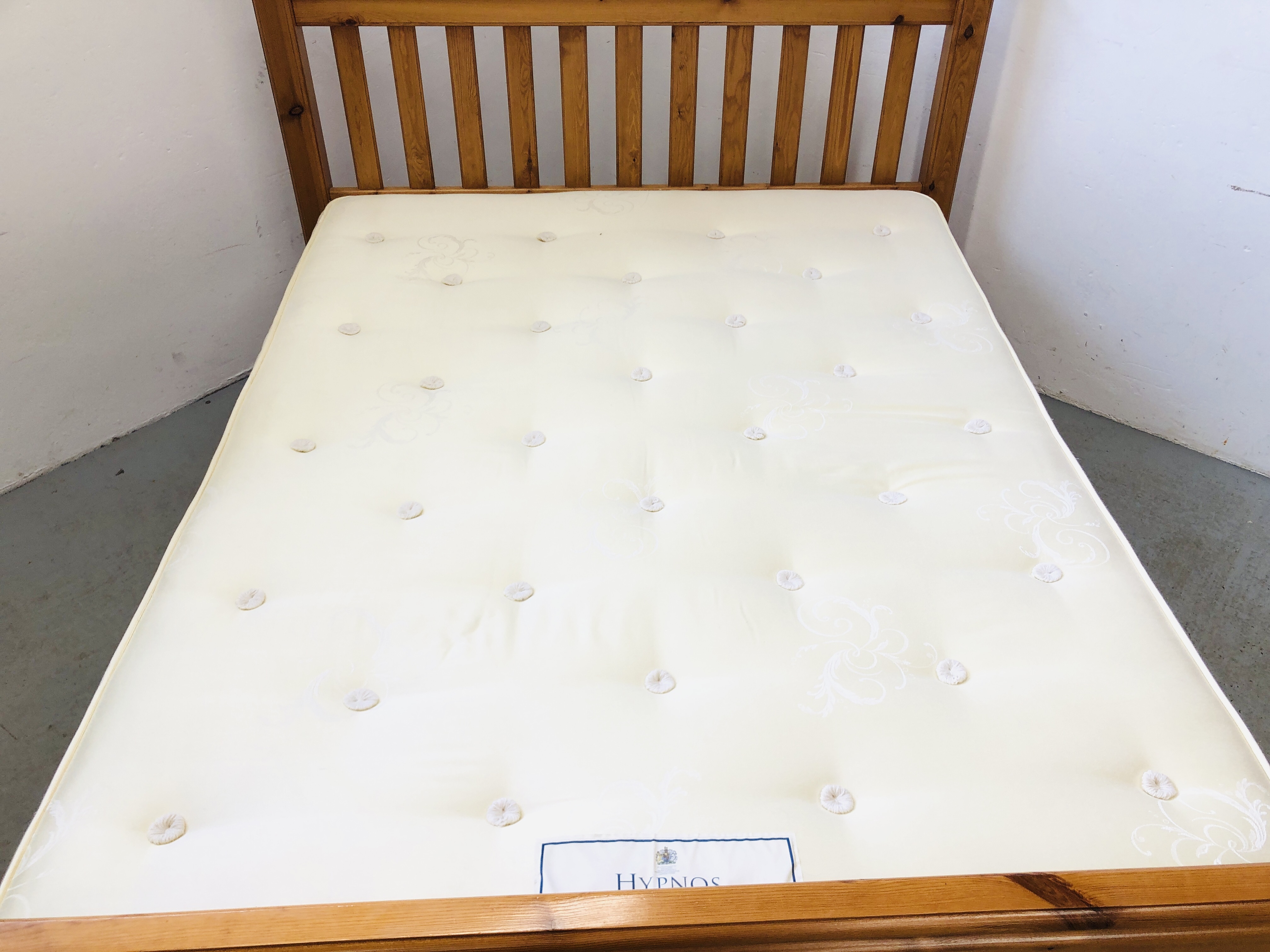 A GOOD QUALITY SOLID HONEY PINE KINGSIZE BED WITH HYPNOS "BARONET" POCKET SPRUNG MATTRESS. - Image 3 of 6