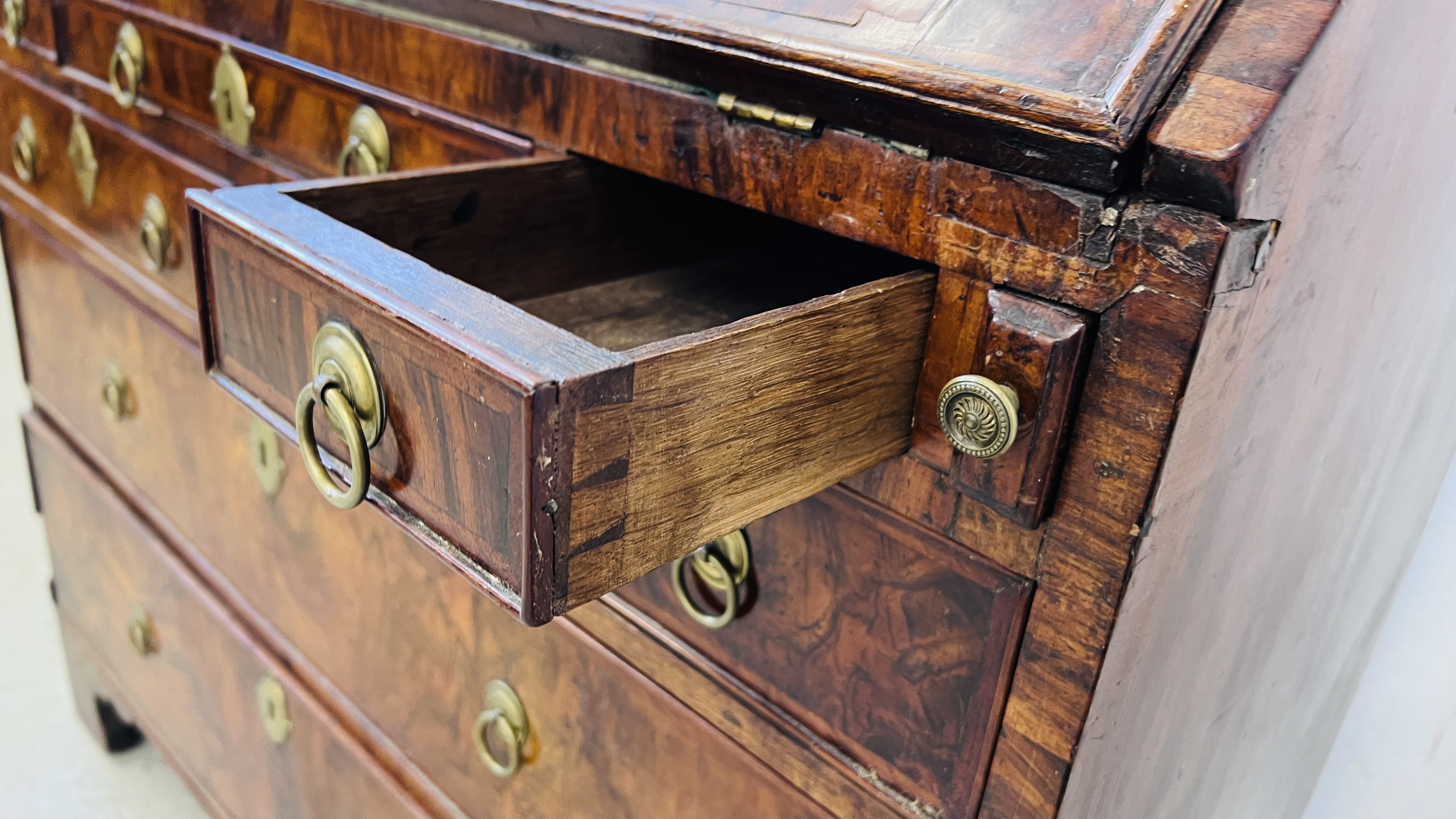 A GEORGE II FIGURED WALNUT BUREAU, THE FALLING FRONT ENCLOSING FITTED INTERIOR, - Image 9 of 17